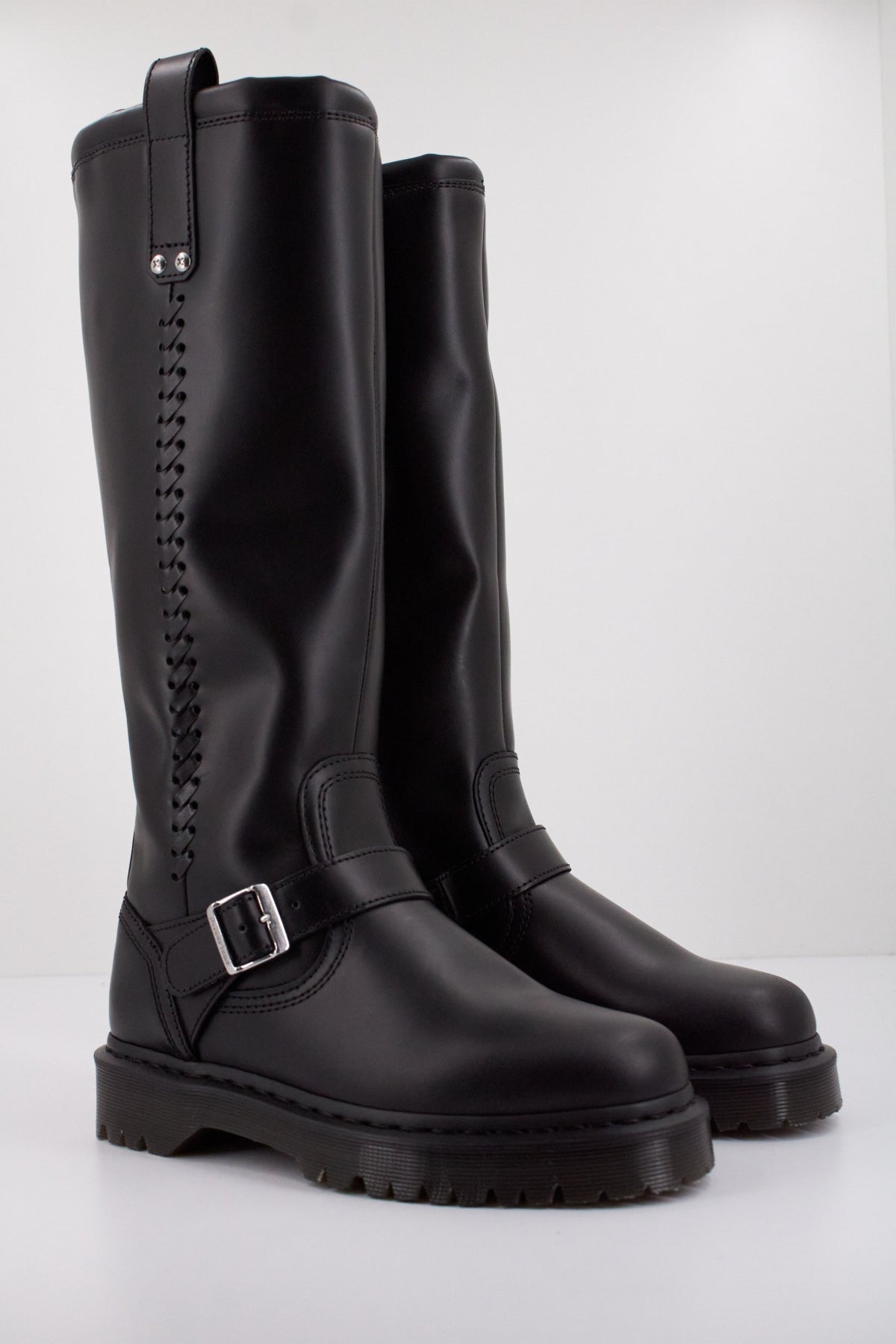 DR. MARTENS ANISTONE BKR en color NEGRO  (2)