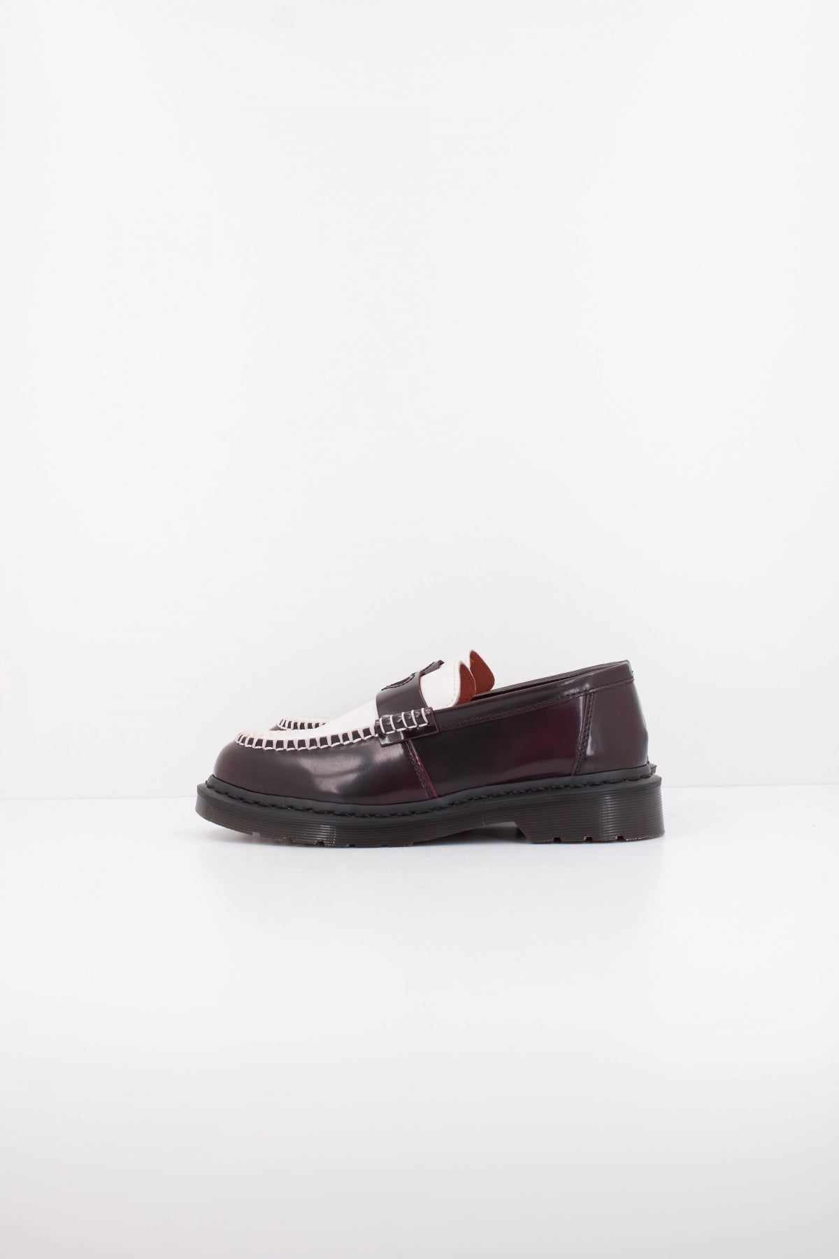 DR. MARTENS PENTON HEART en color BURDEOS  (1)
