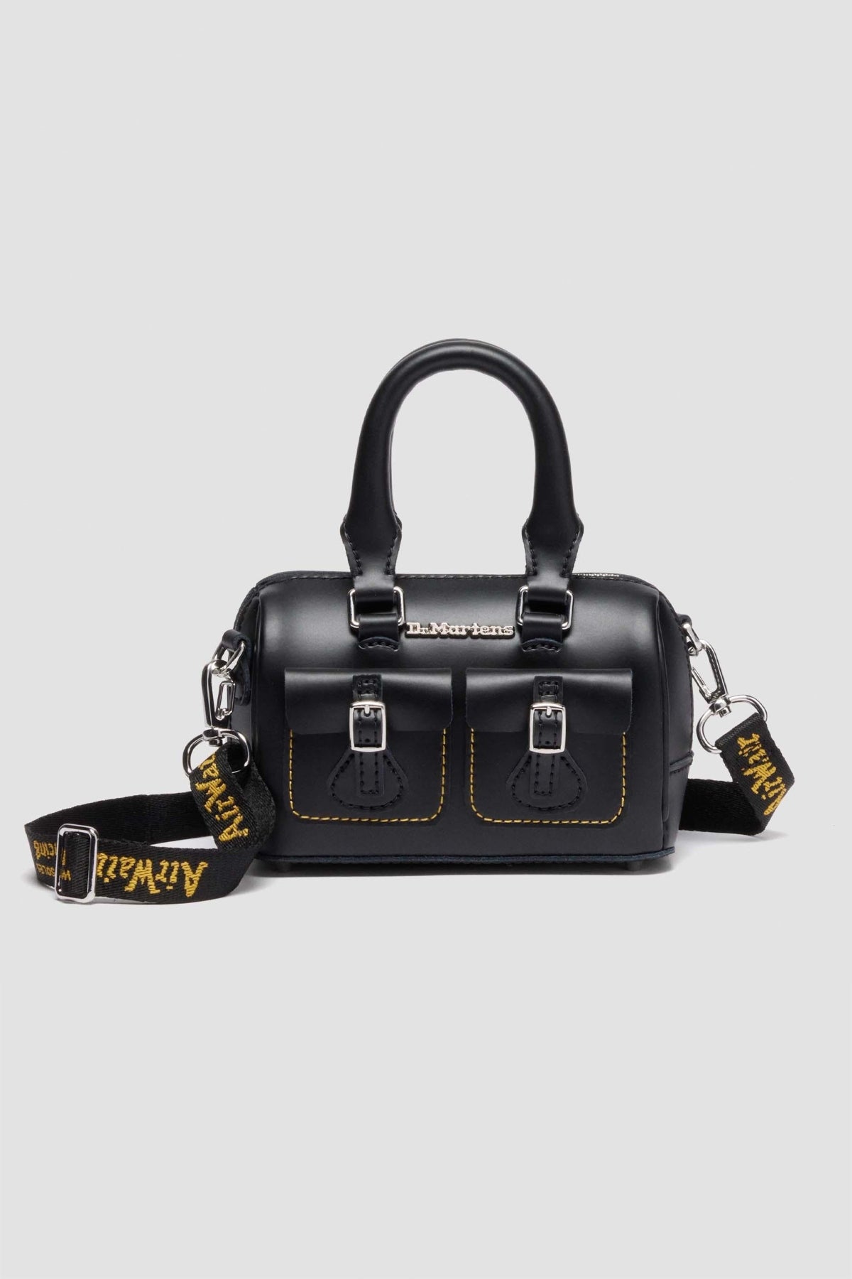 DR. MARTENS DM KIEV en color NEGRO  (1)