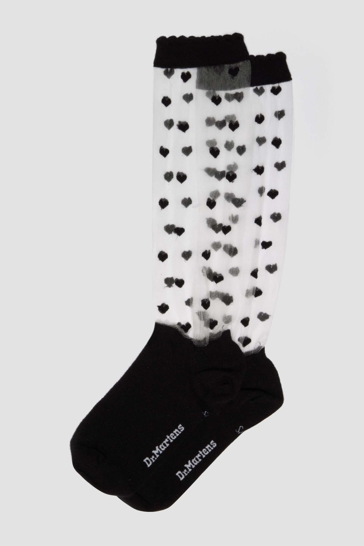 DR. MARTENS HEART MESH SOCK en color NEGRO  (2)