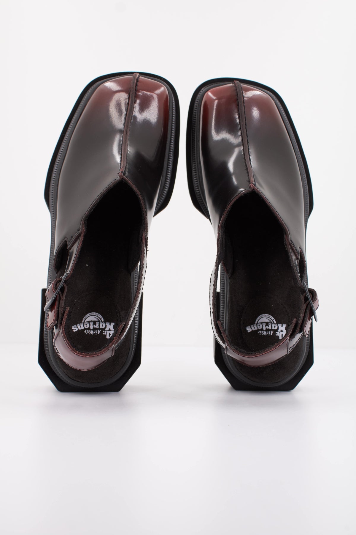 DR. MARTENS MAYBOLE MULE en color BURDEOS  (3)