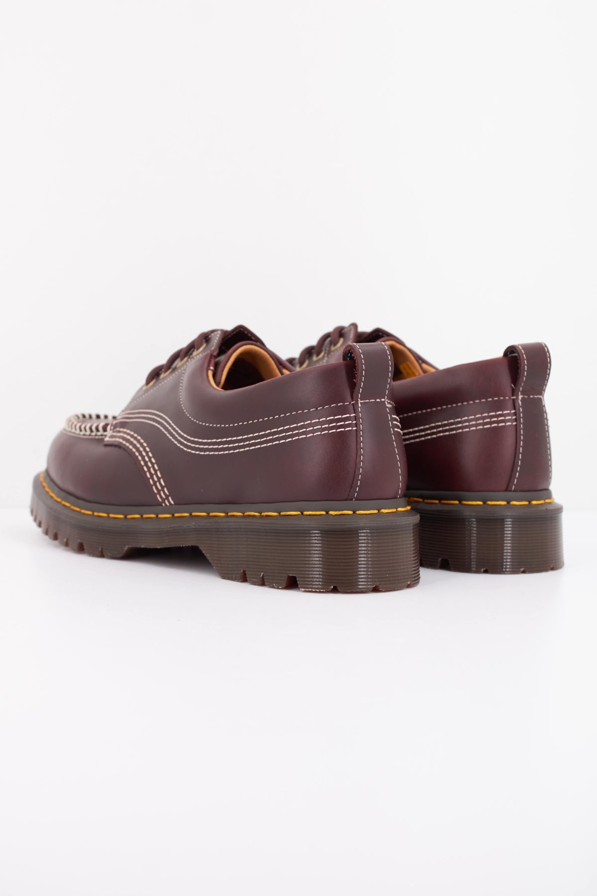 DR. MARTENS LOWELL en color BURDEOS  (4)