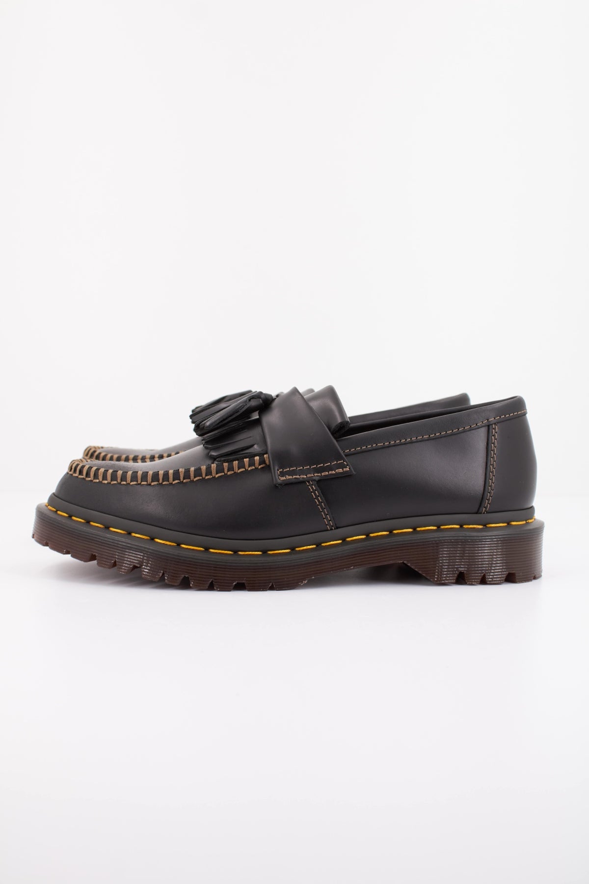 DR. MARTENS ADRIAN BEN en color NEGRO  (1)