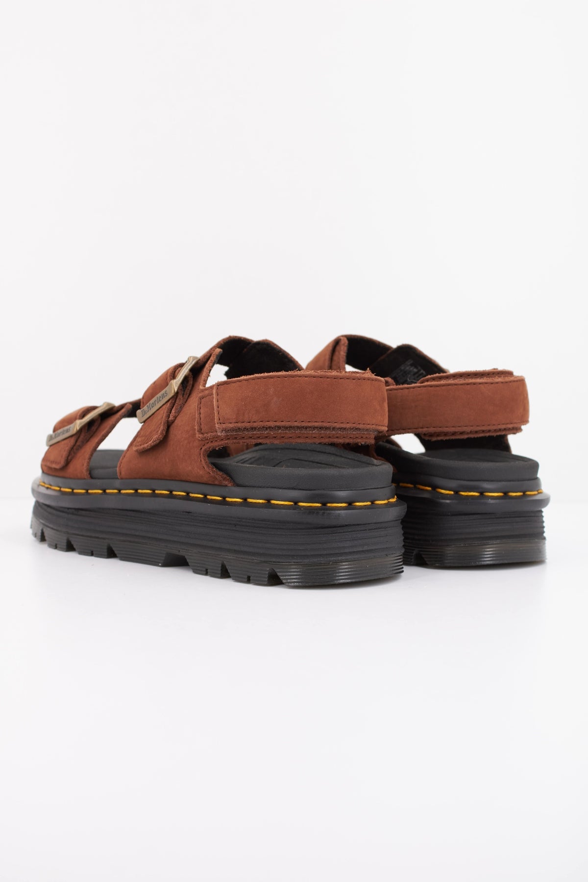 DR. MARTENS ZEBZAG SANDAL en color MARRON  (4)