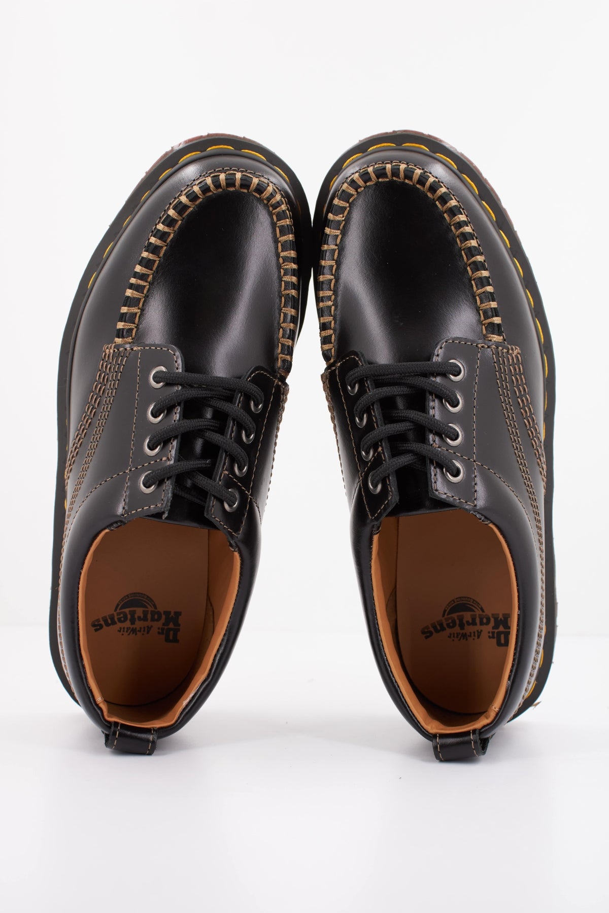 DR. MARTENS  LOWELL  en color NEGRO  (3)