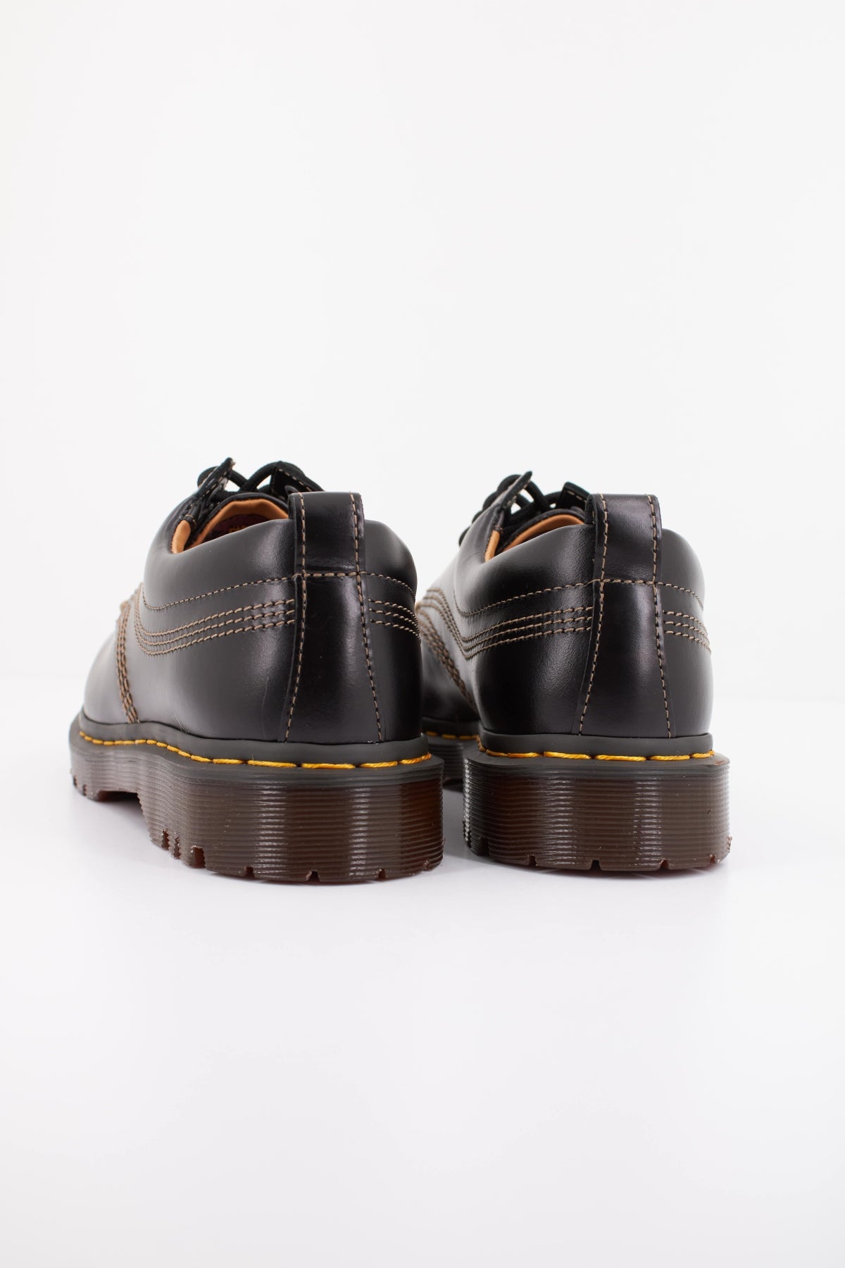 DR. MARTENS  LOWELL  en color NEGRO  (4)