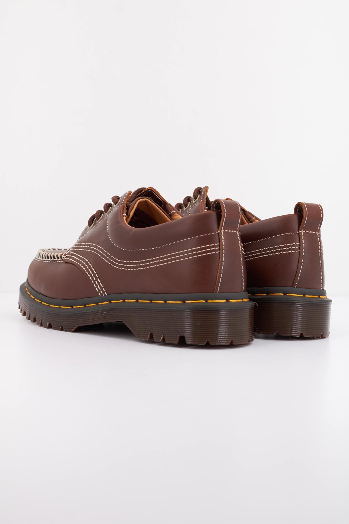 DR. MARTENS LOWELL en color MARRON  (4)