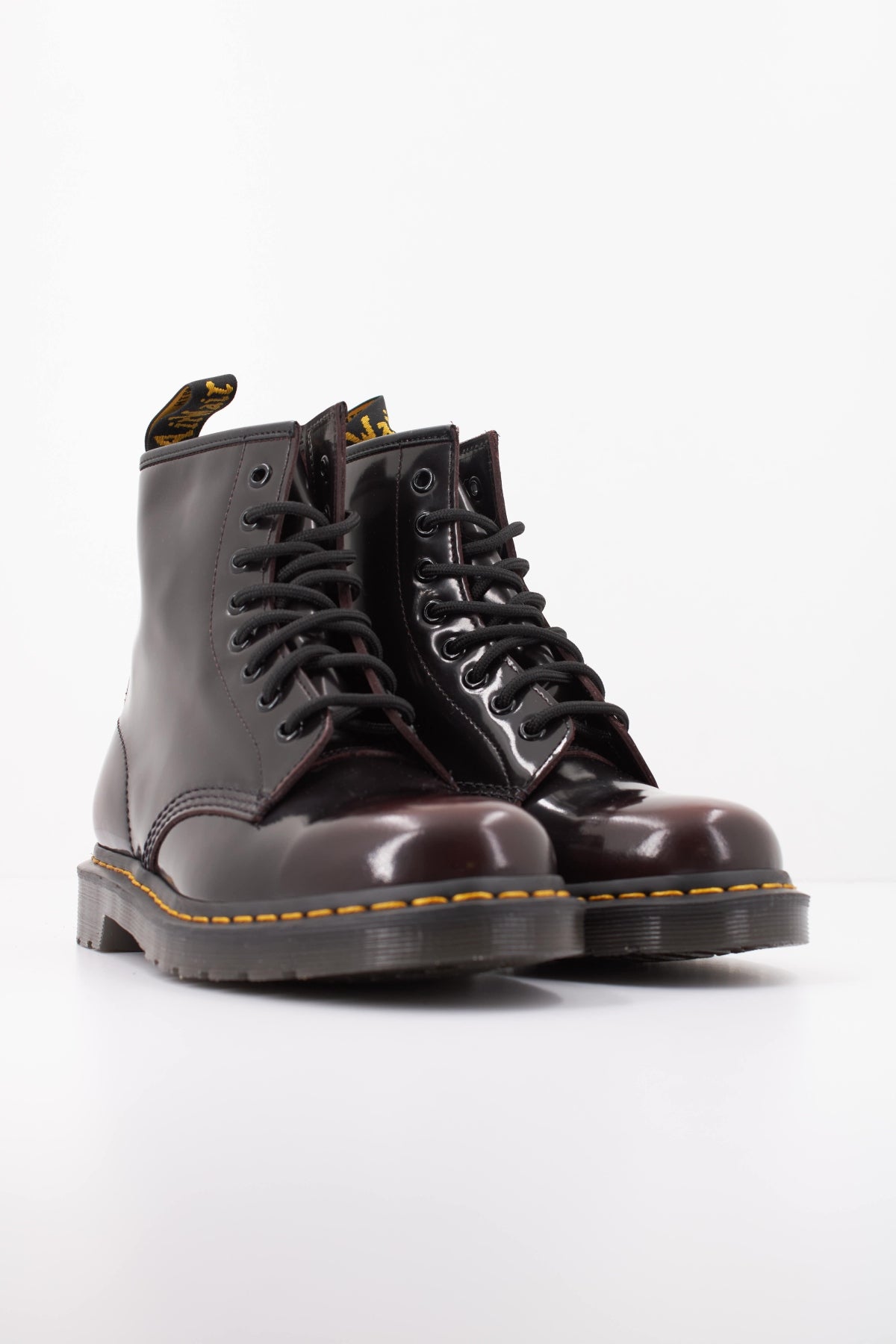 DR. MARTENS  en color BURDEOS  (2)