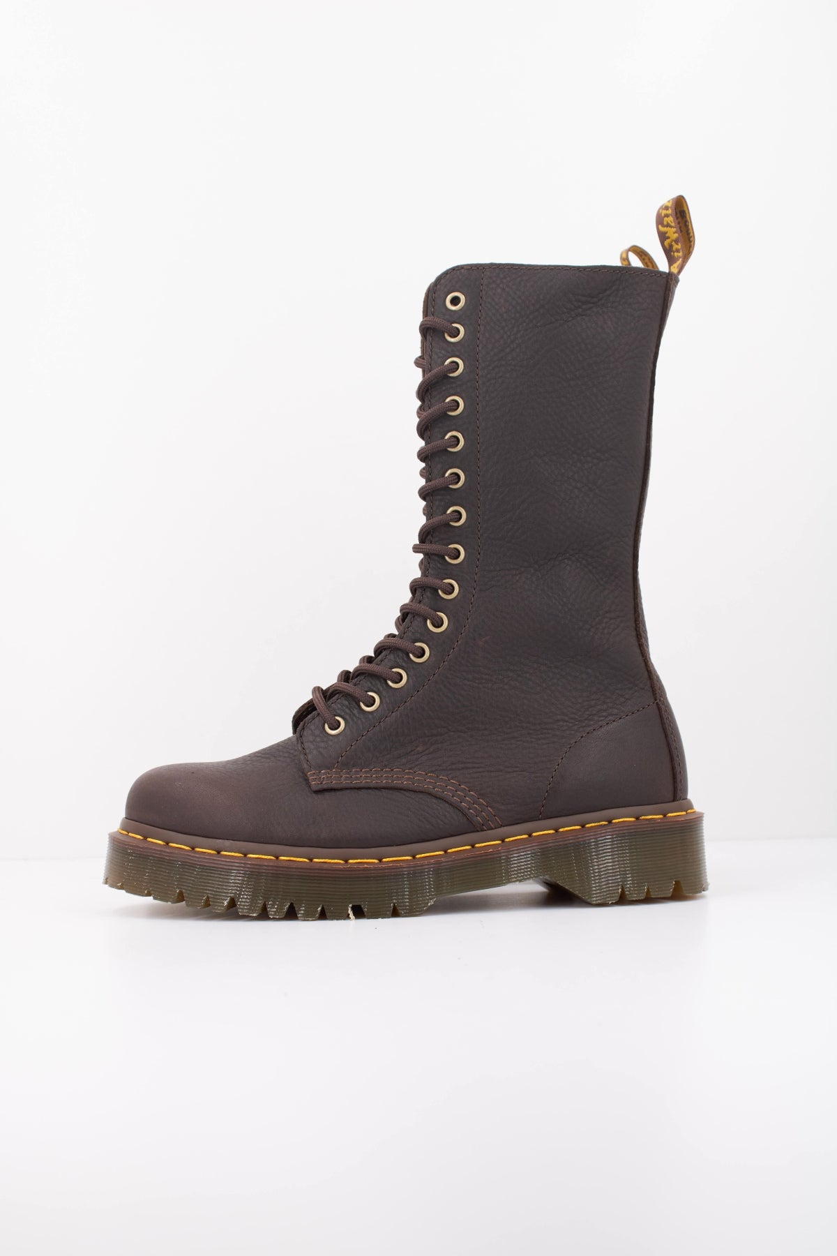DR. MARTENS B BEX en color MARRON  (1)