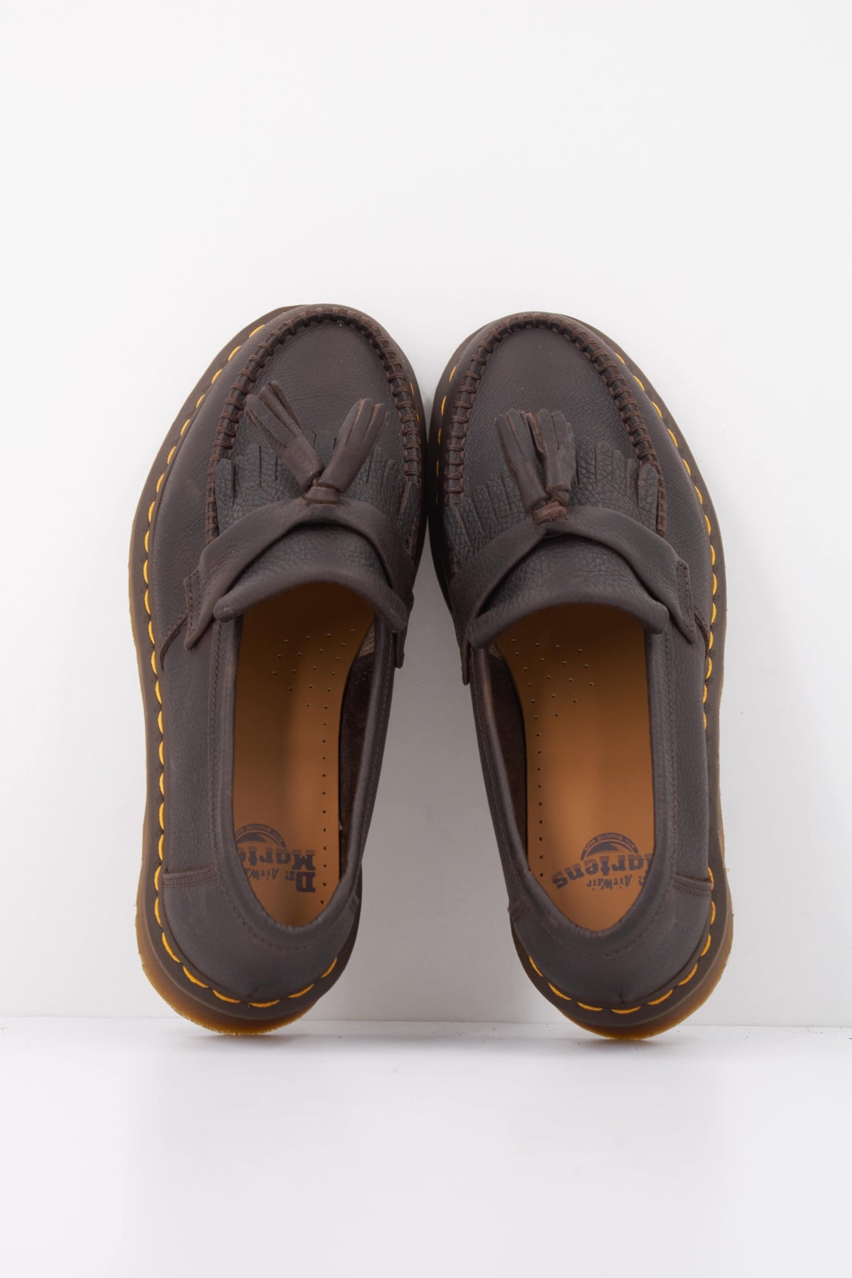 DR. MARTENS ADRIAN YS en color MARRON  (3)