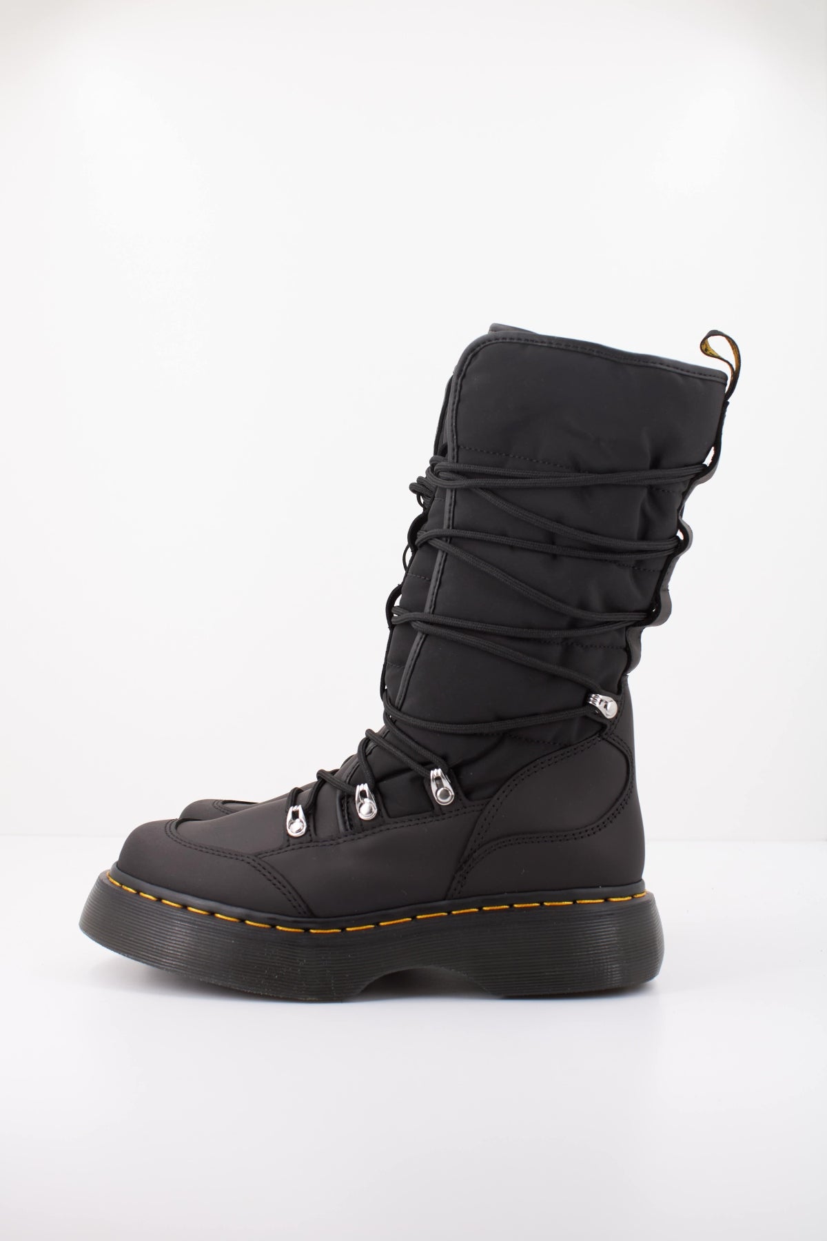 DR. MARTENS DM en color NEGRO  (1)