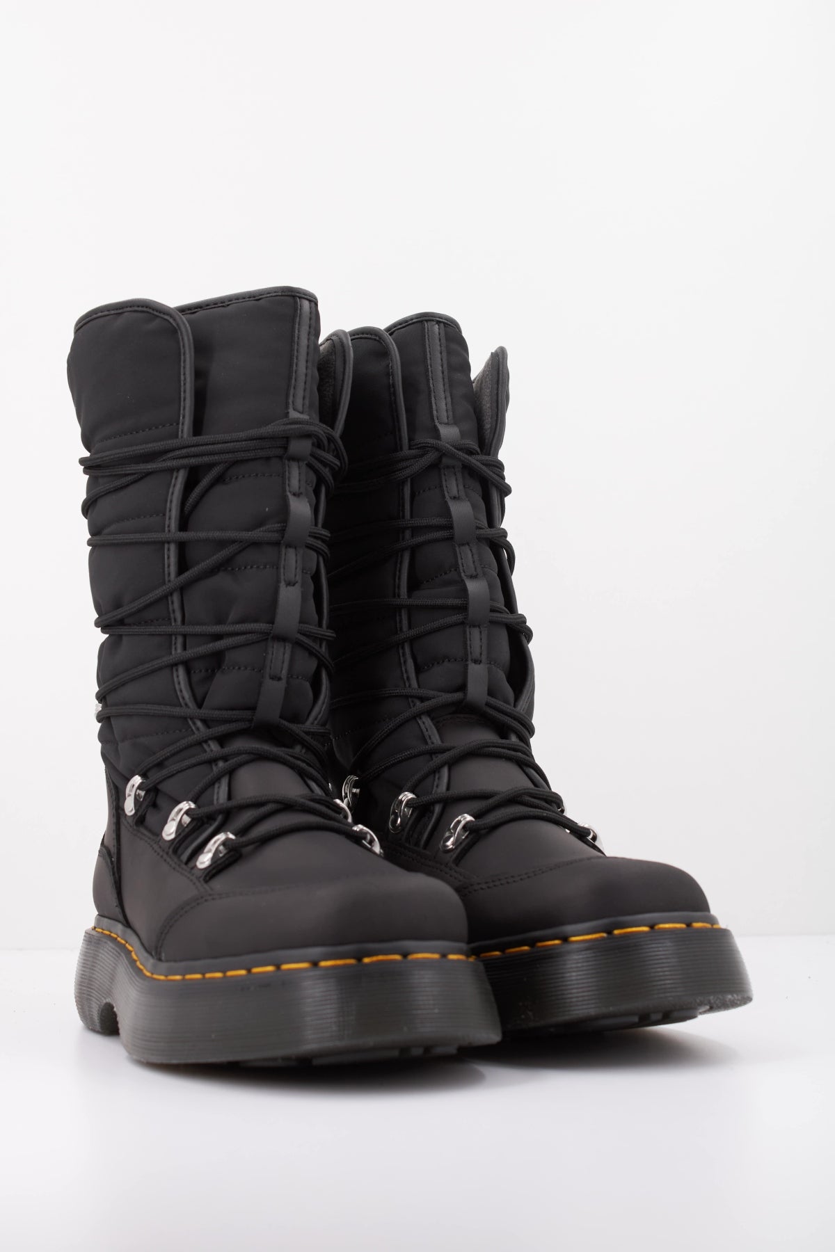 DR. MARTENS DM en color NEGRO  (2)