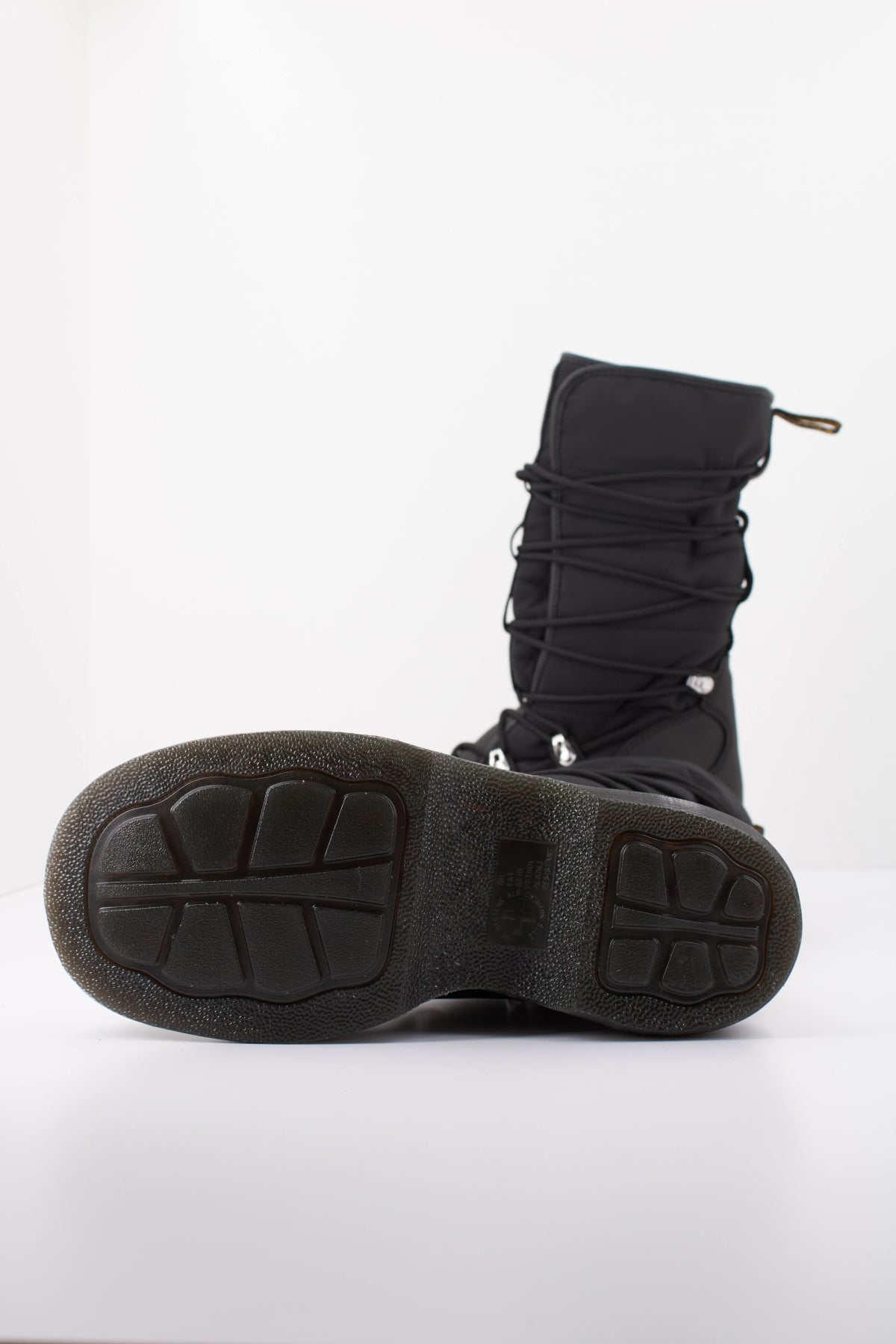 DR. MARTENS DM en color NEGRO  (5)