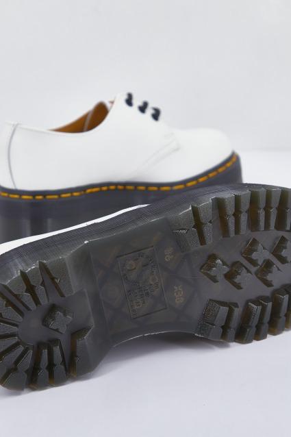 DR. MARTENS QUAD SMOOTH en color BLANCO  (4)