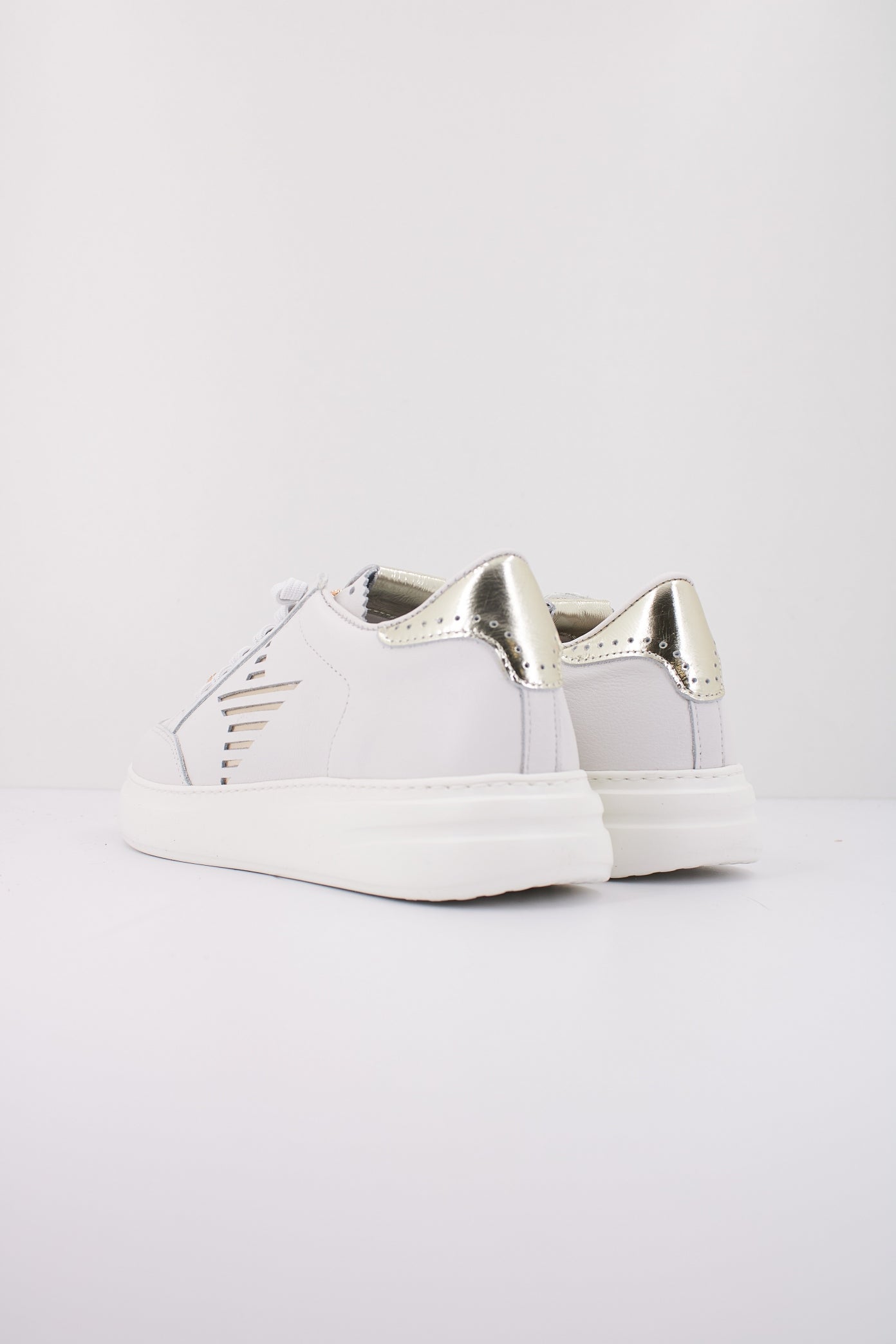 CETTI CSRA V en color BLANCO  (4)