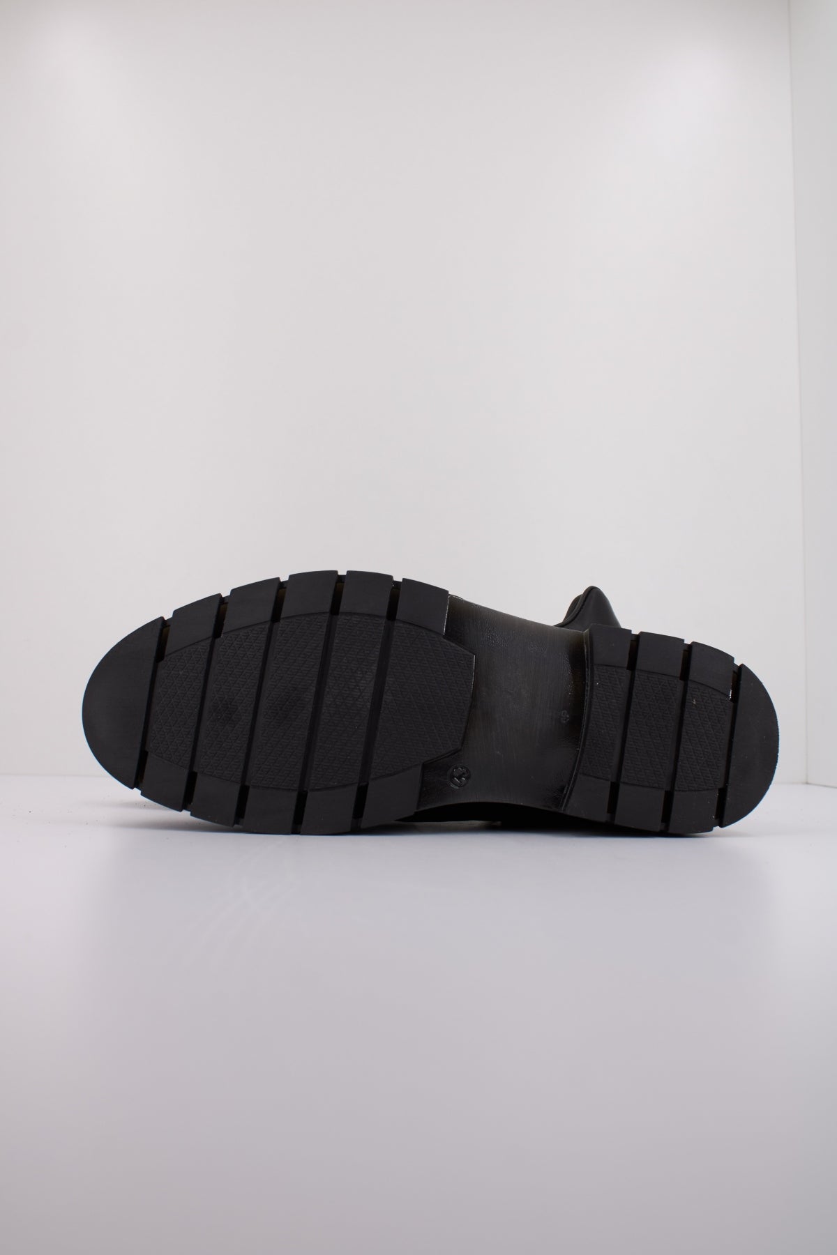 CETTI C INV en color NEGRO  (5)