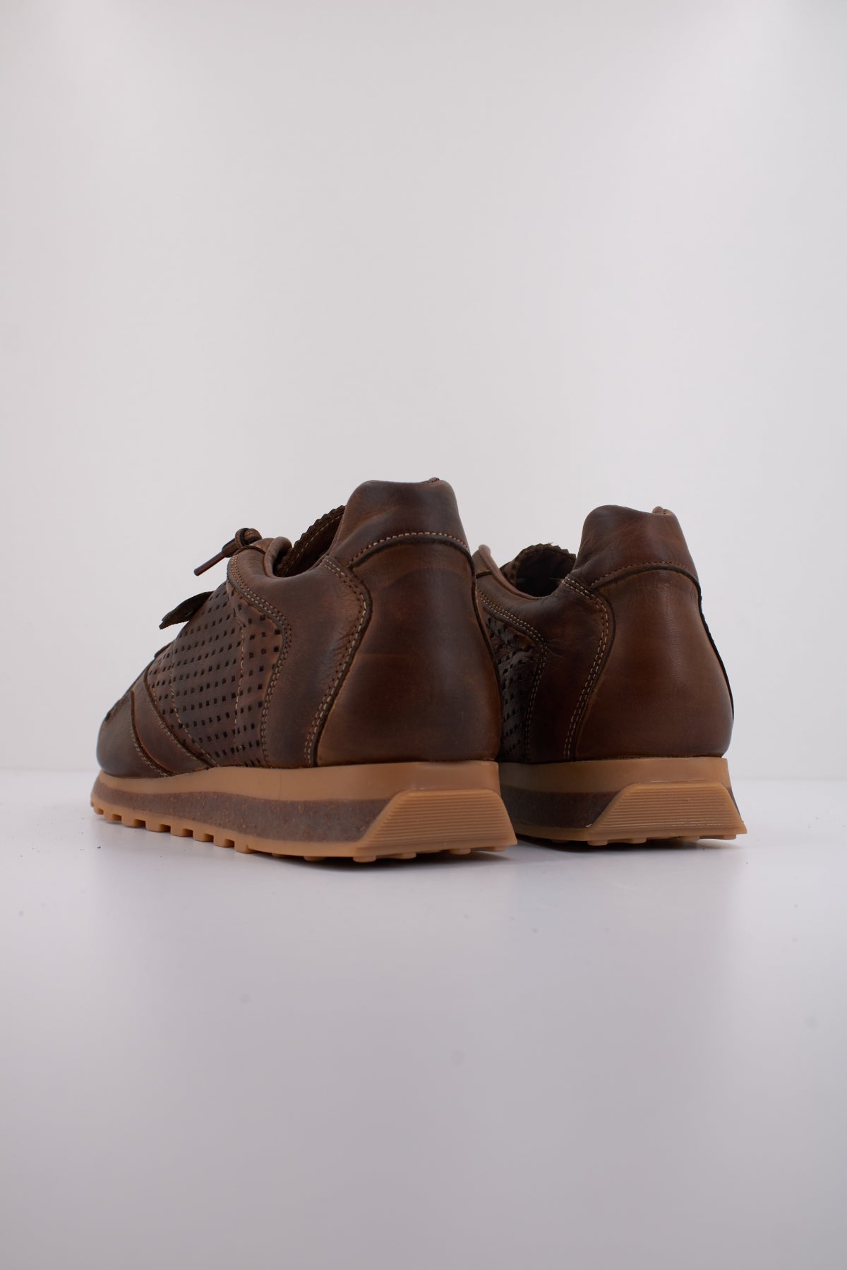 CETTI C INV en color MARRON  (4)
