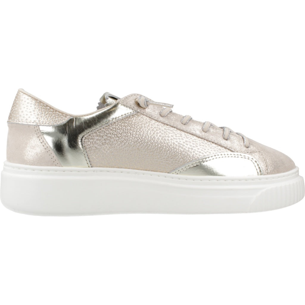 CETTI DEPORTIVA CORDONES en color ORO  (4)