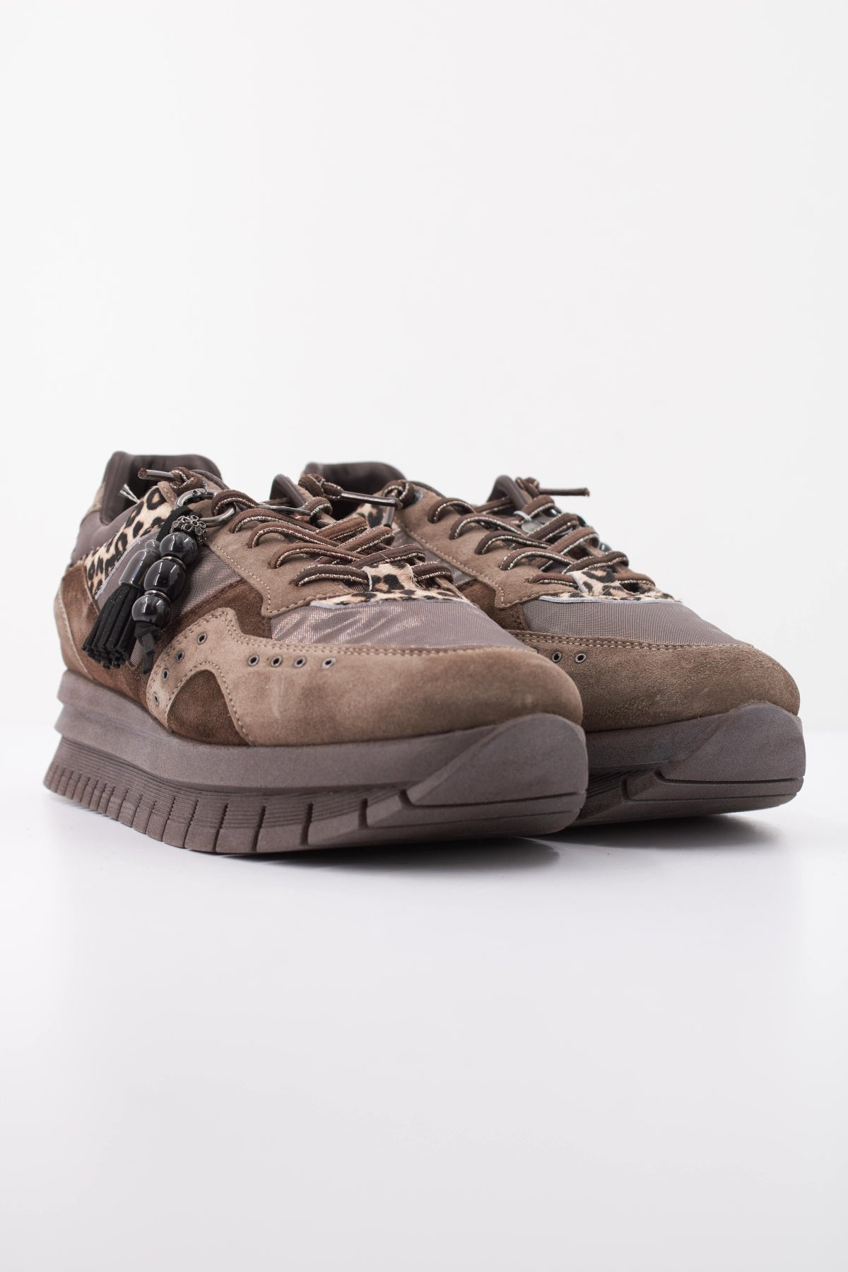 CETTI CSRA INV DEPORTIVO METAL en color MARRON CLARO  (2)