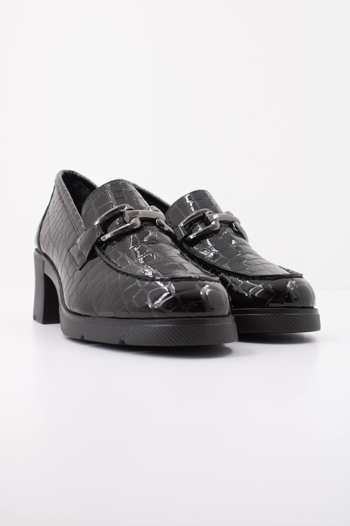  HORAS  H ZAPATO TWISTER en color NEGRO  (2)