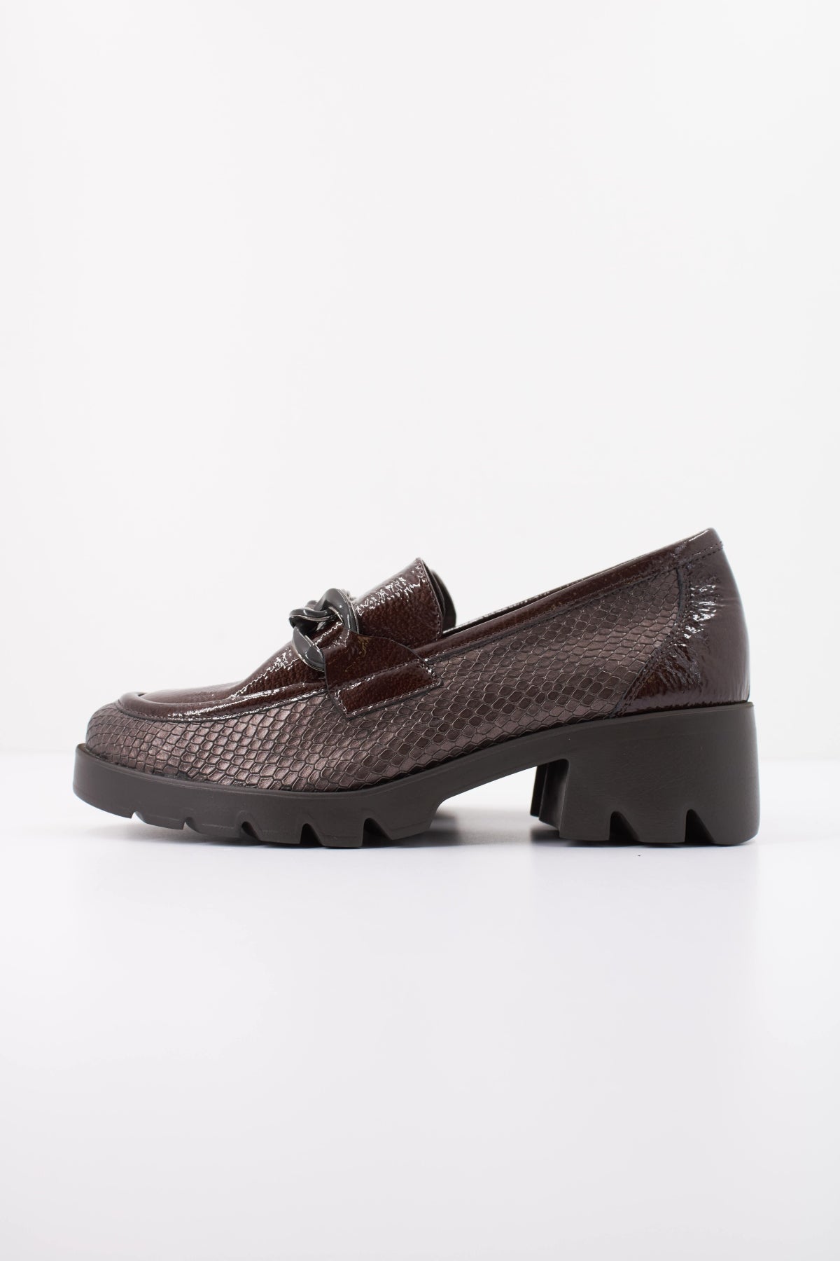  HORAS  H ZAPATO NEPALS en color BURDEOS  (1)