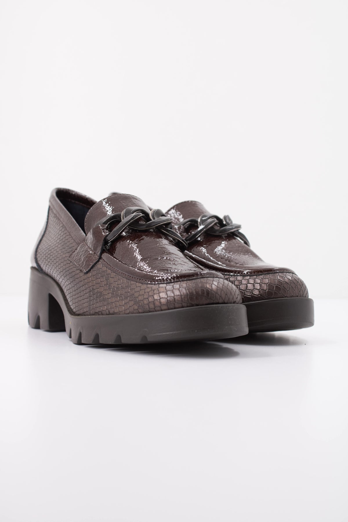  HORAS  H ZAPATO NEPALS en color BURDEOS  (2)