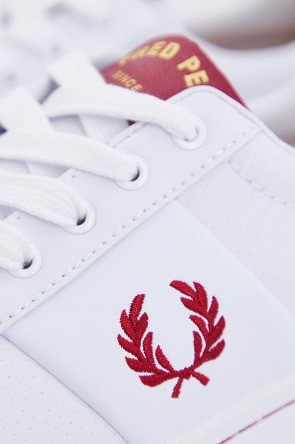 FRED PERRY PERF LEATHER en color BLANCO  (4)