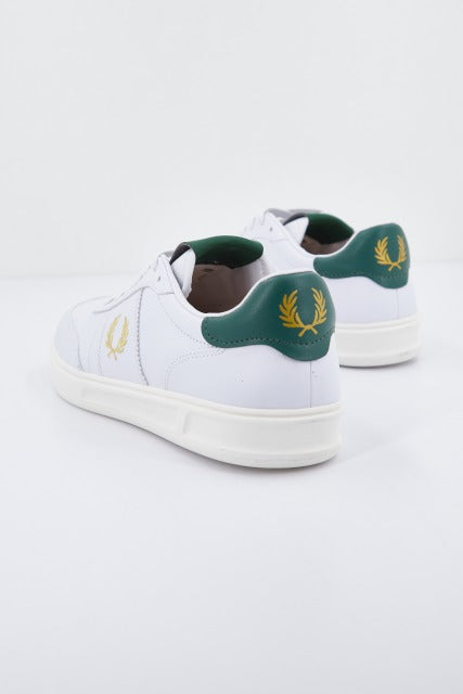 FRED PERRY LEATHER en color BLANCO  (3)