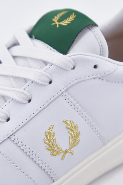 FRED PERRY LEATHER en color BLANCO  (4)