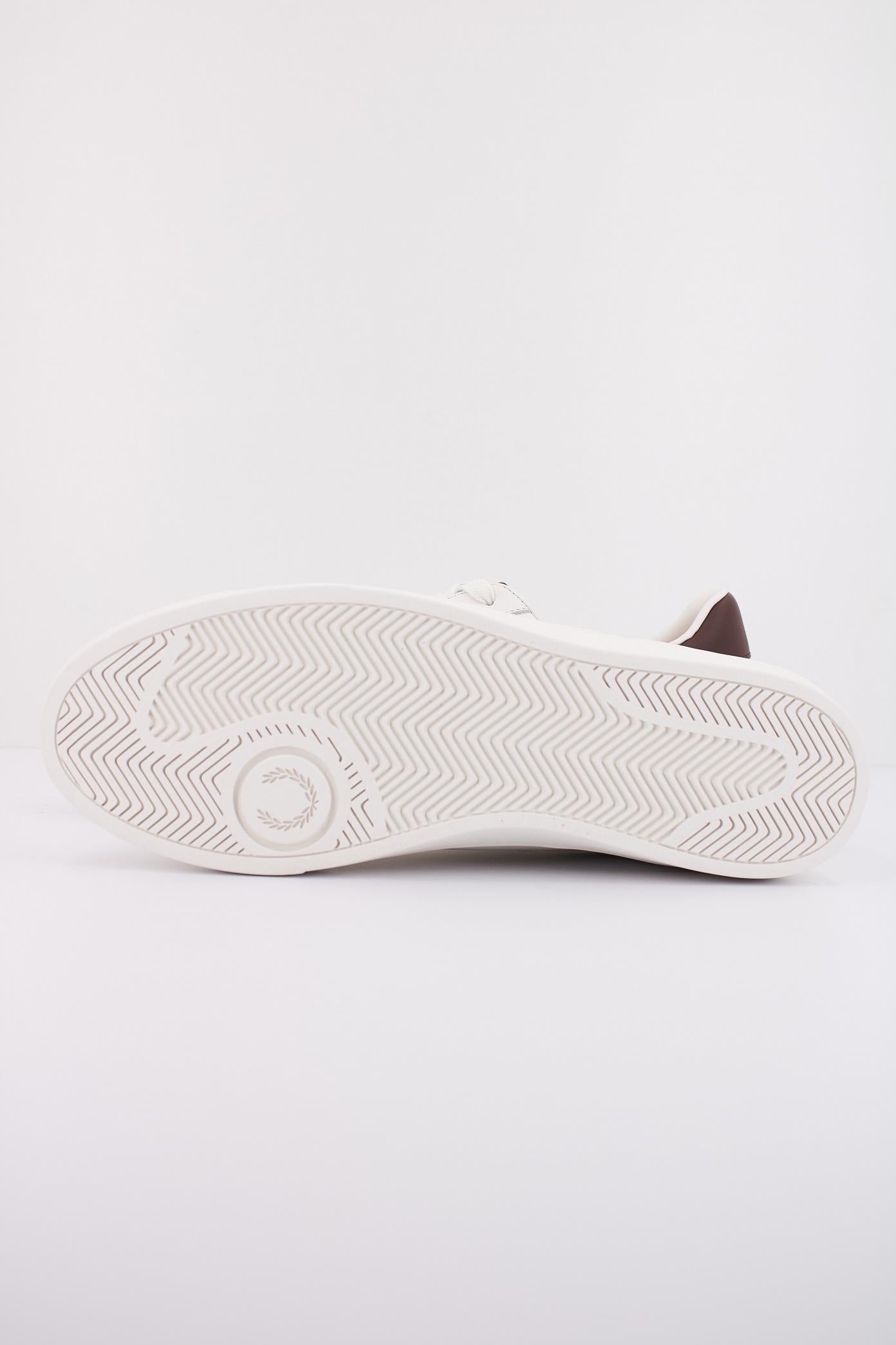 FRED PERRY SPENCER LEATHER en color BLANCO  (5)