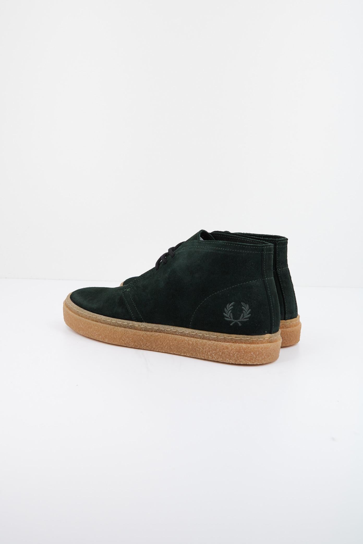 FRED PERRY HAWLEY SUEDE en color VERDE  (3)