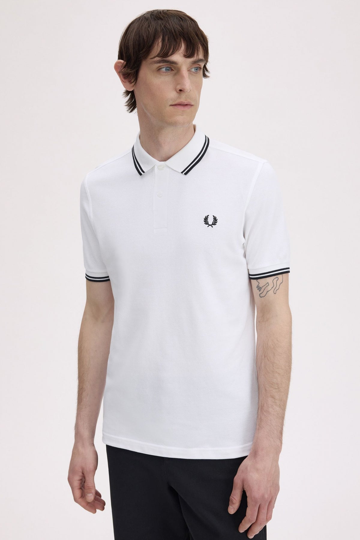 FRED PERRY TWIN TIPPED en color BLANCO  (4)