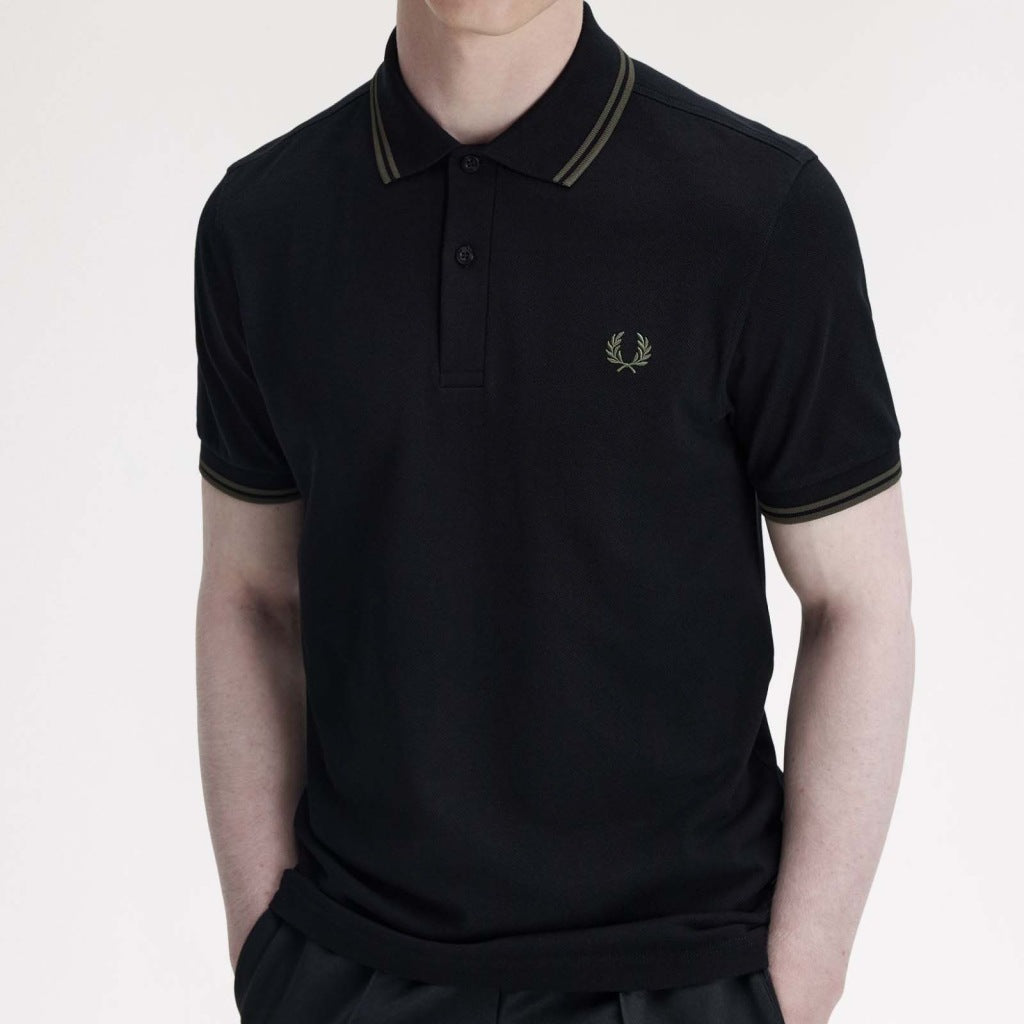 FRED PERRY TWIN TIPPED en color NEGRO  (4)