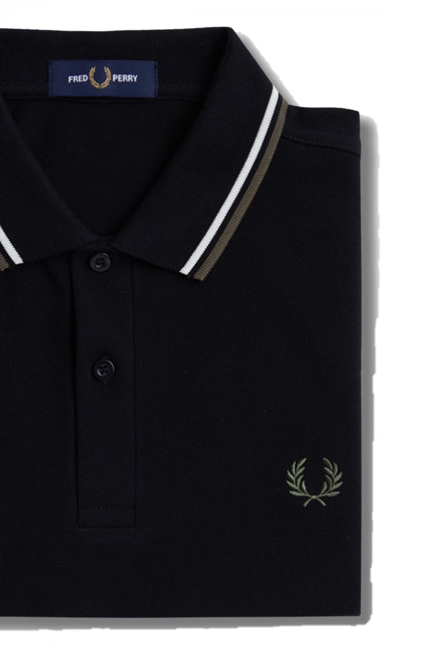 FRED PERRY TWIN TIPPED en color AZUL  (2)