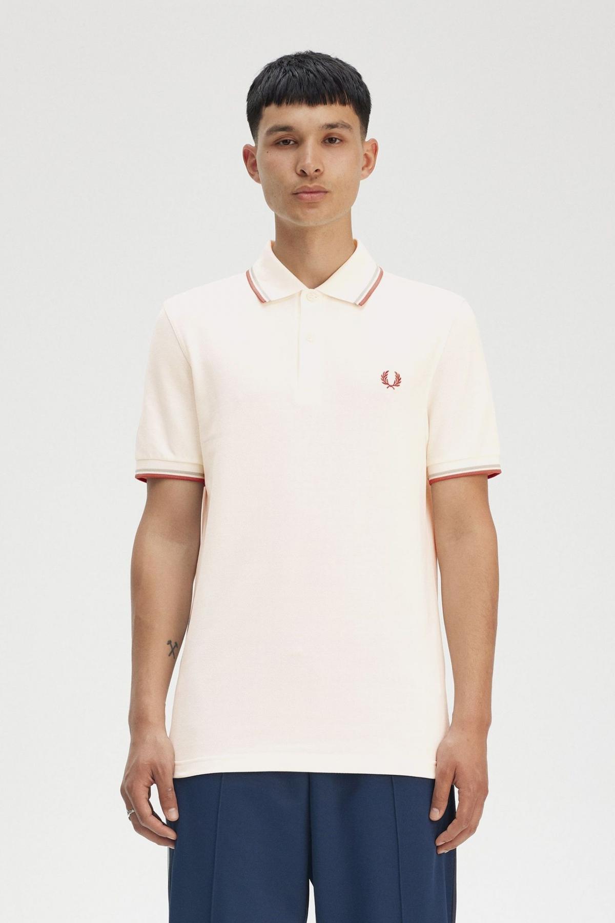 FRED PERRY TWIN TIPPED en color BEIS  (1)