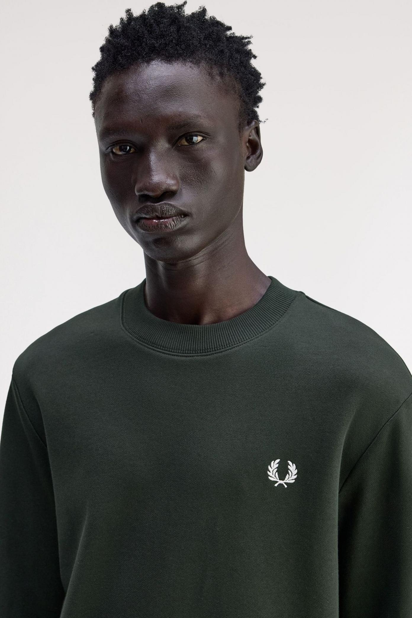 FRED PERRY NECK SWEATSHIRT en color VERDE  (3)