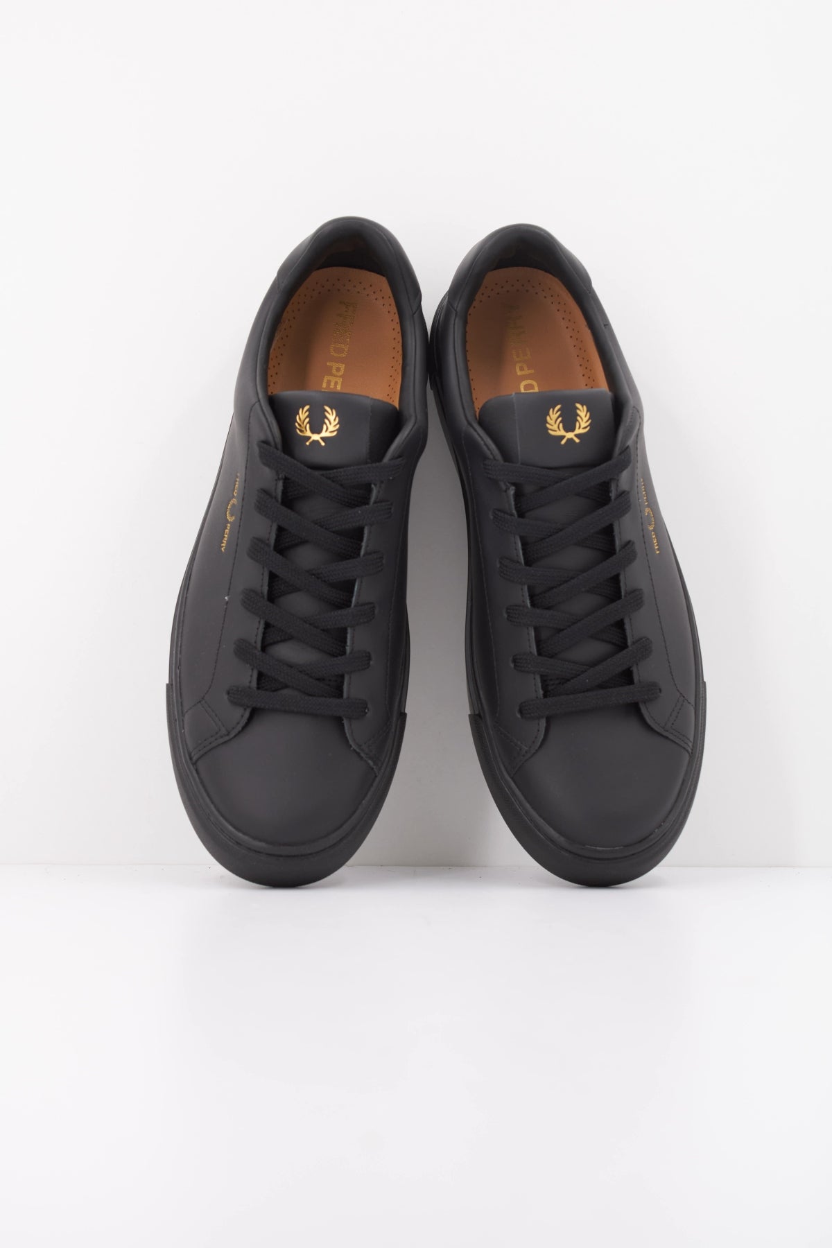 FRED PERRY B  en color NEGRO  (3)