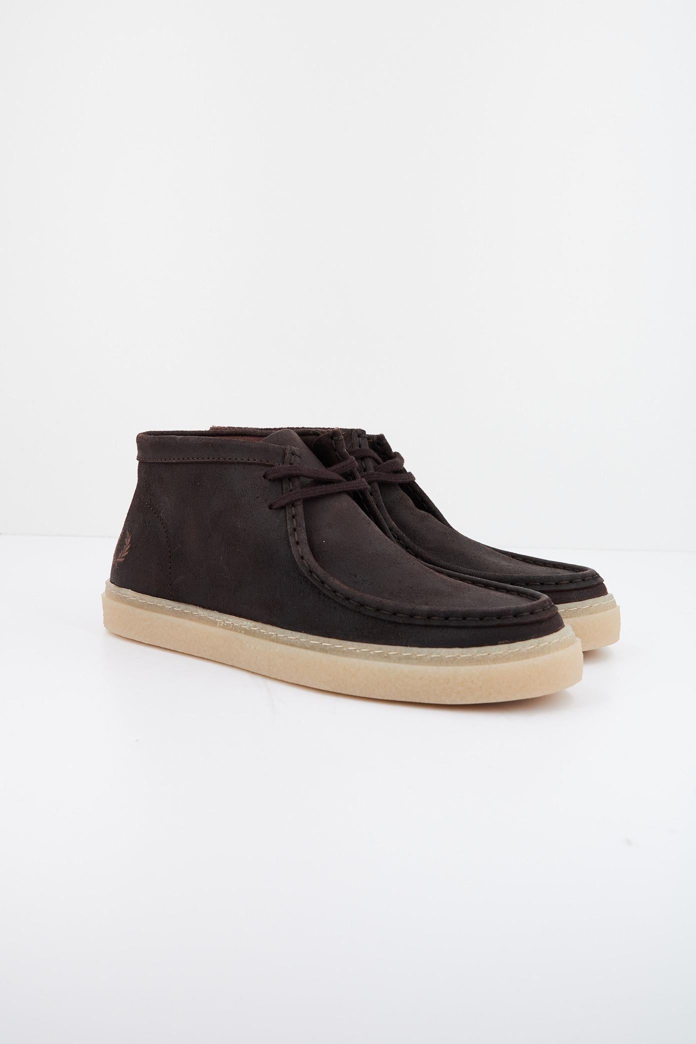 FRED PERRY DAWSON MID WAXED SUEDE en color MARRON  (2)