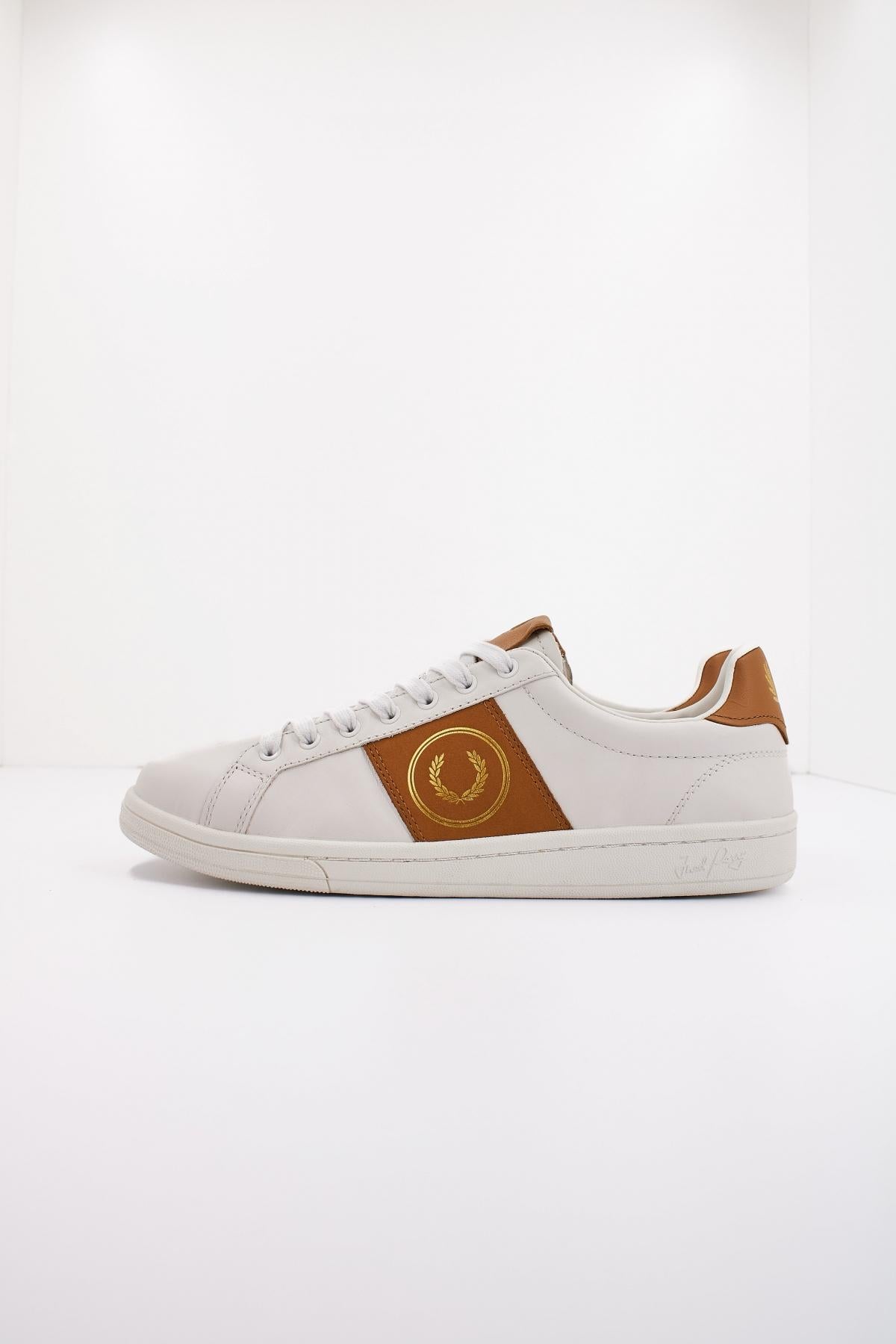 FRED PERRY B LEATHER/BRANDE en color BLANCO  (1)