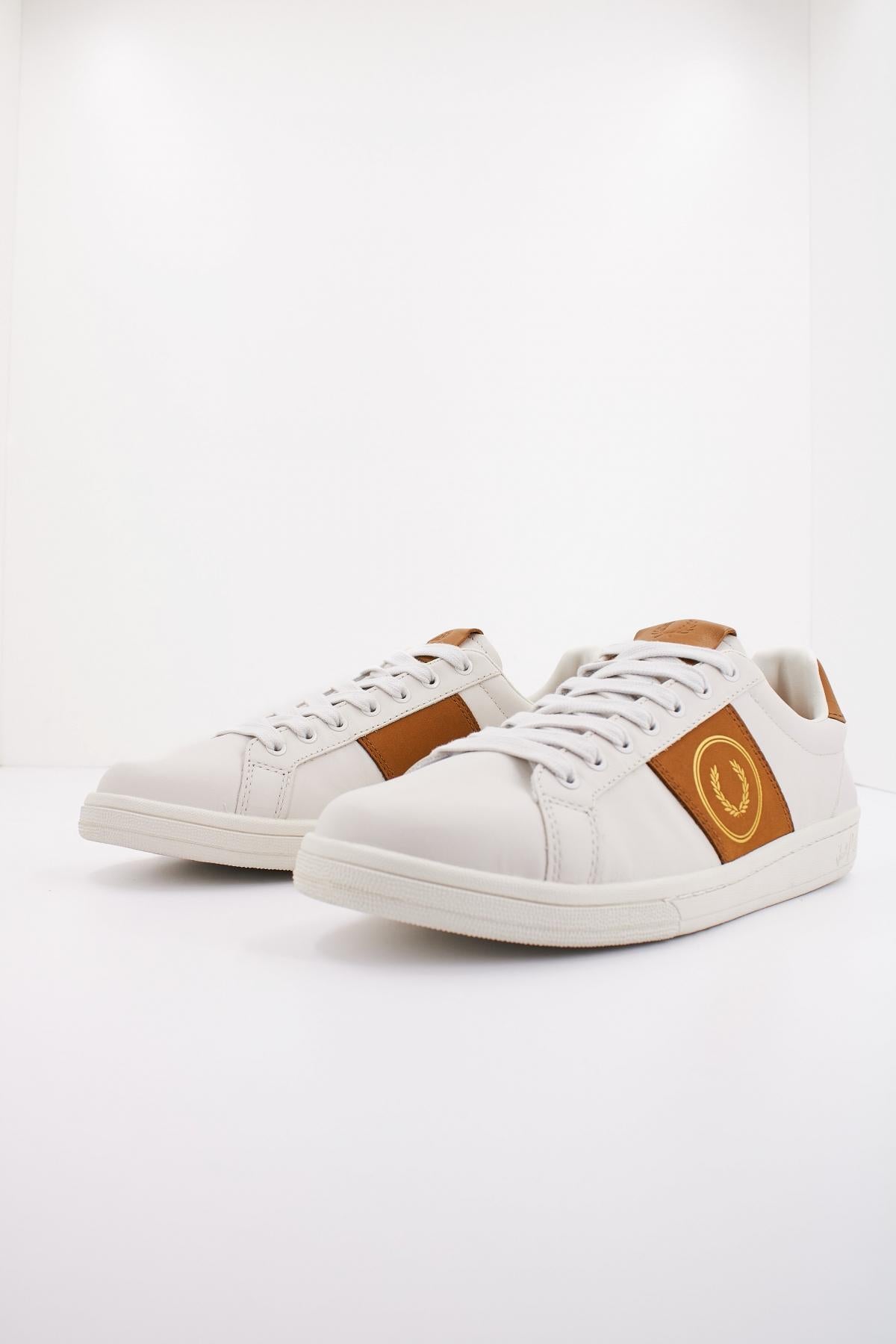 FRED PERRY B LEATHER/BRANDE en color BLANCO  (2)