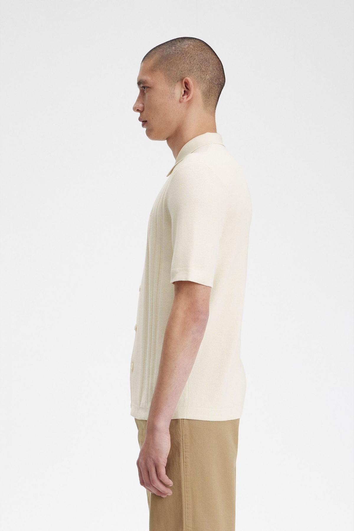 FRED PERRY BUTTON THROUGH KNITTED SHIR en color BLANCO  (3)