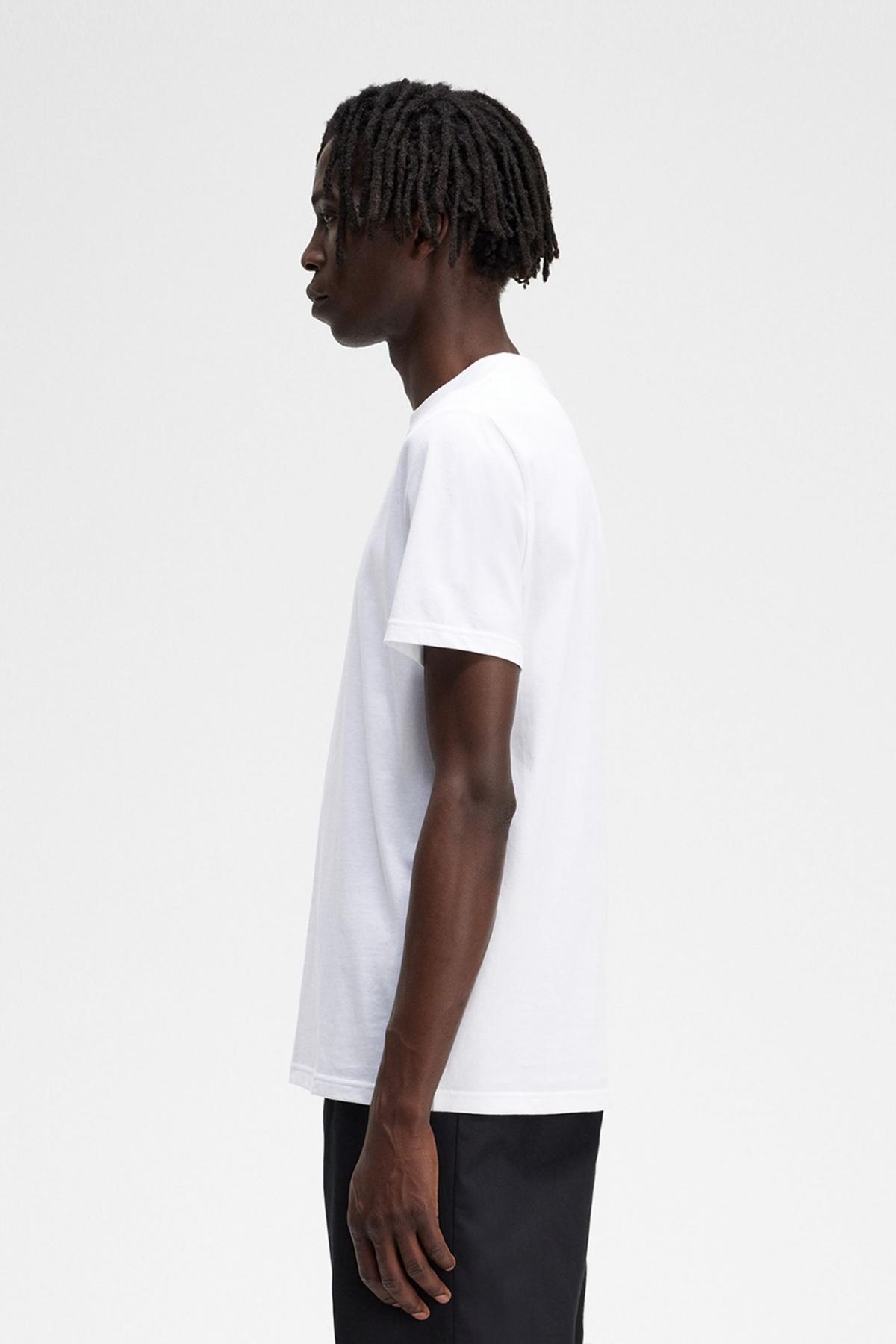 FRED PERRY EMBROIDERED T-SHIRT en color BLANCO  (3)