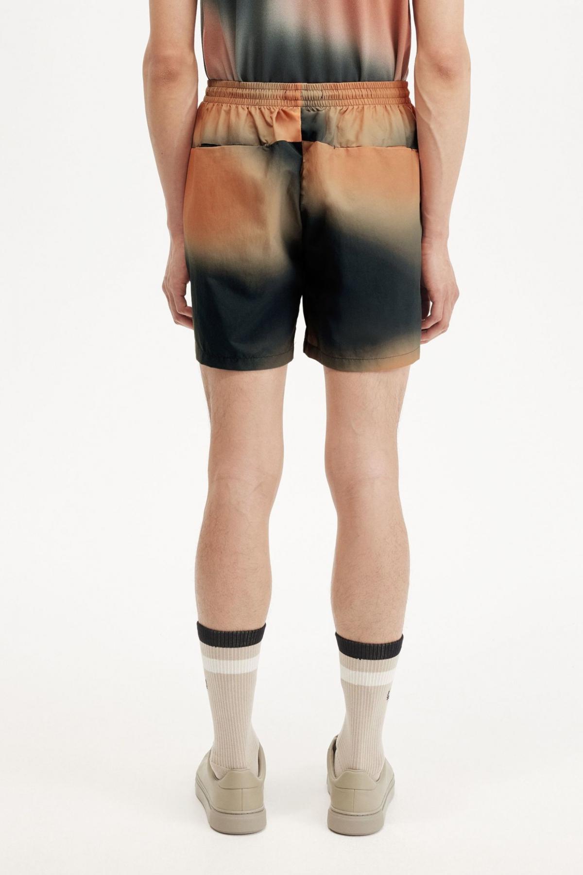 FRED PERRY PRINTED SHORT en color NEGRO  (3)