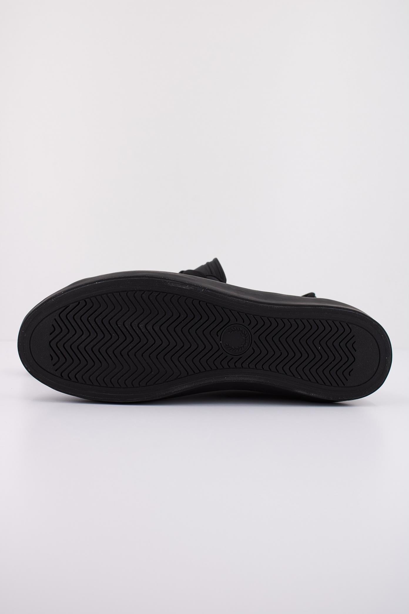 FRED PERRY B  en color NEGRO  (5)
