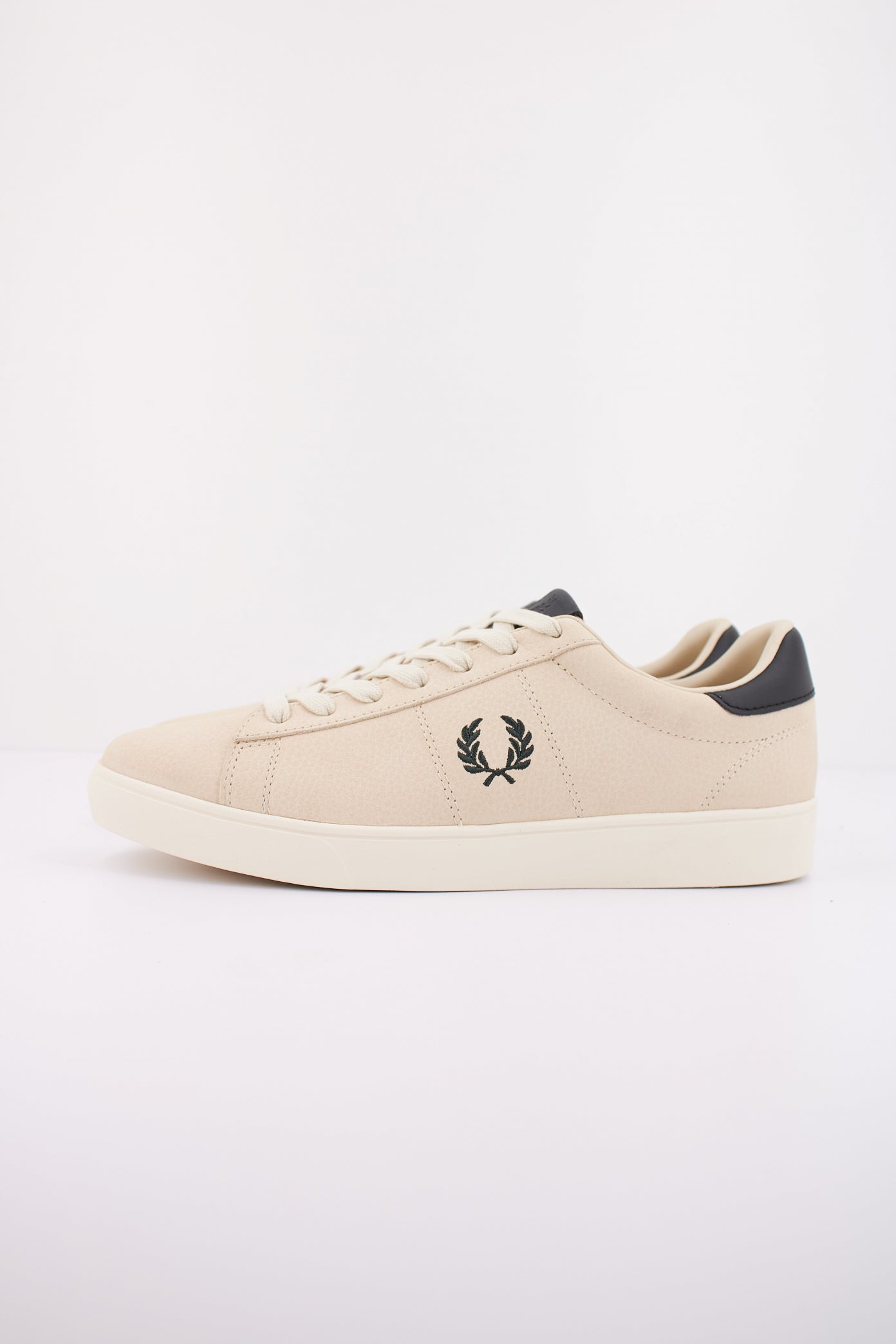 FRED PERRY SPENCER TEXTURED en color BEIS  (1)