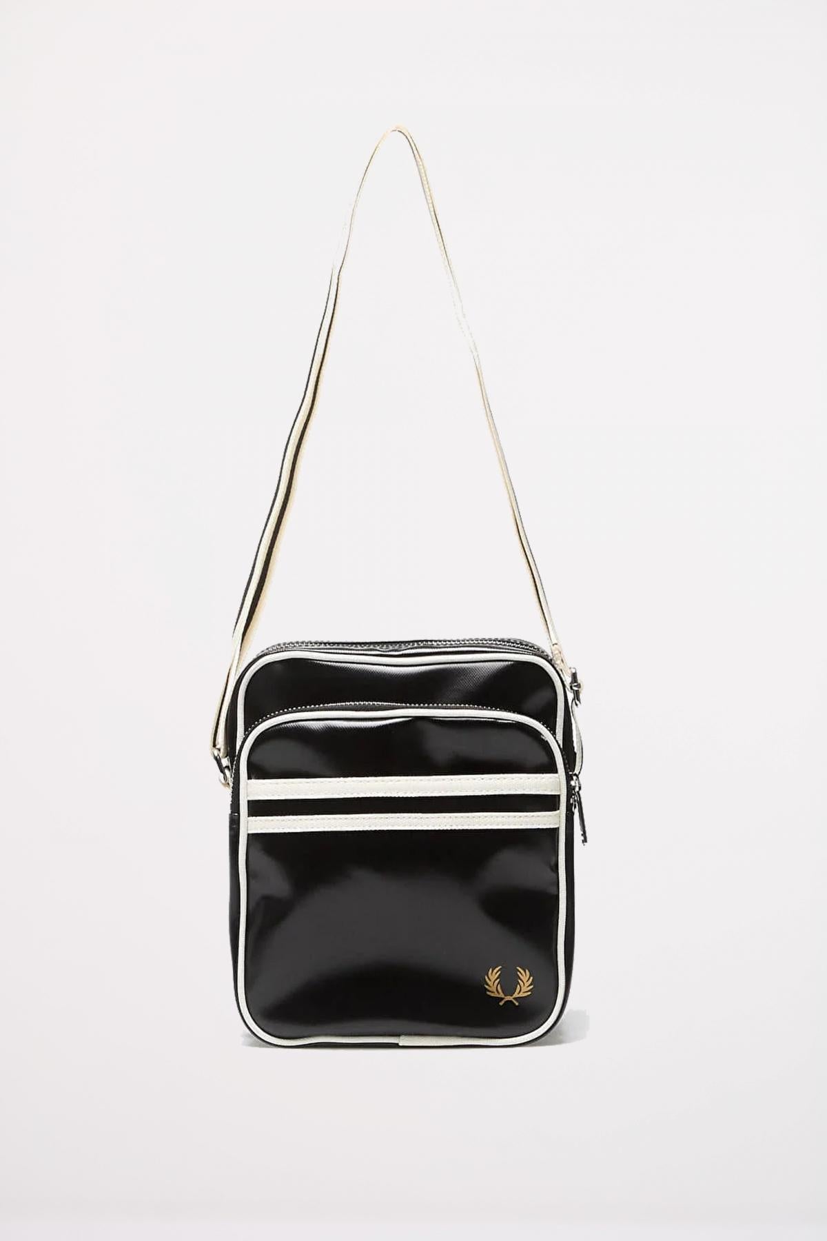 FRED PERRY CLASSIC SIDE BAG en color NEGRO  (1)