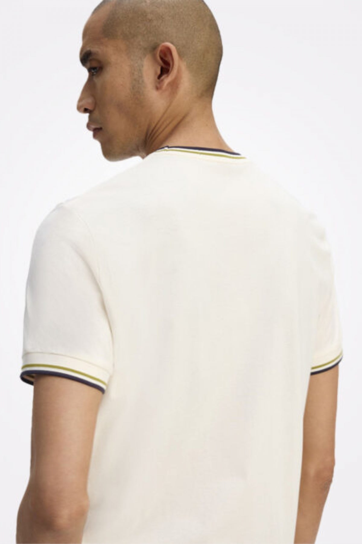 FRED PERRY  TWIN TIPPED T-SHIRT en color BEIS  (3)