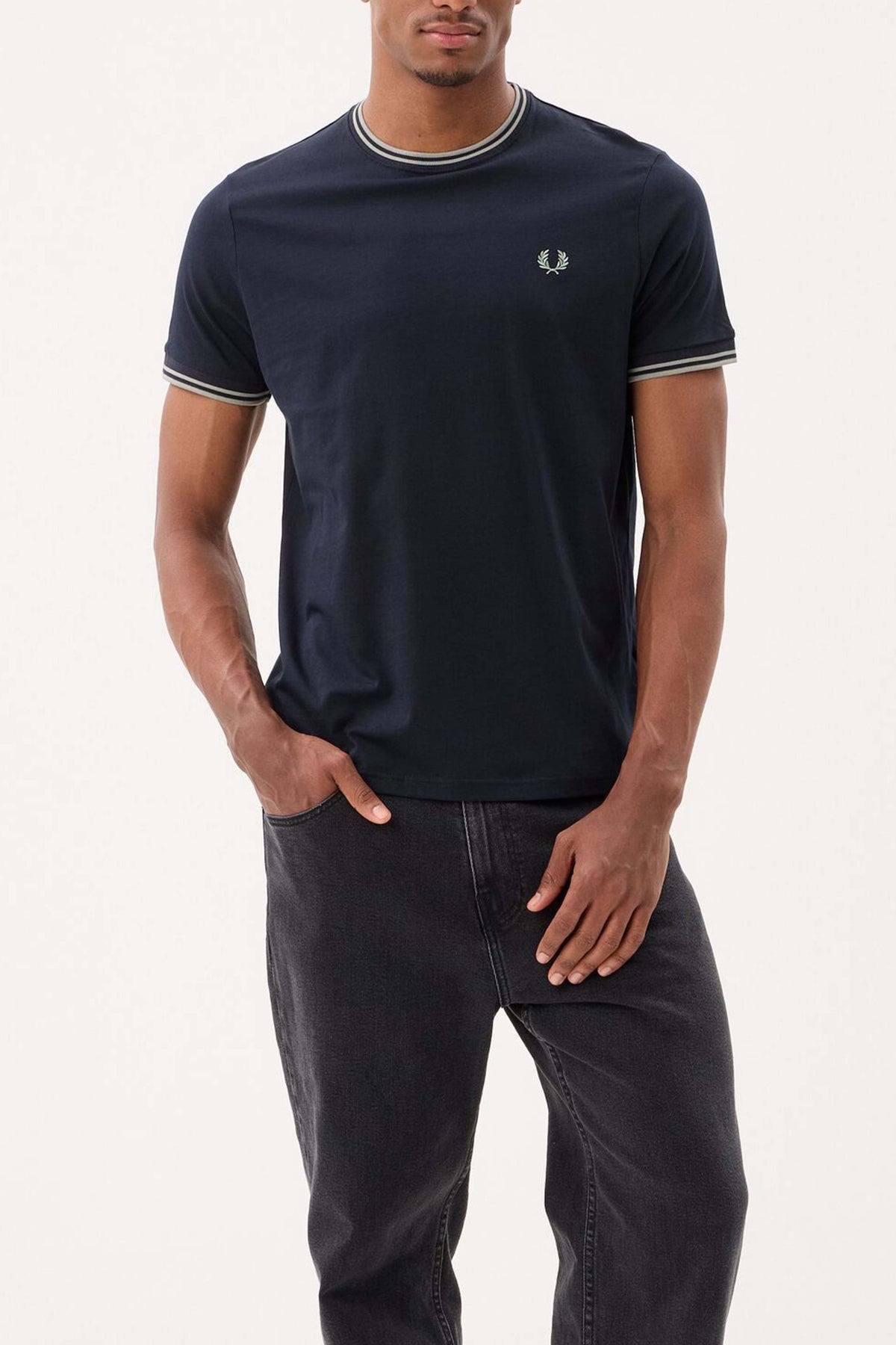 FRED PERRY  TWIN TIPPED T-SHIRT en color AZUL  (1)