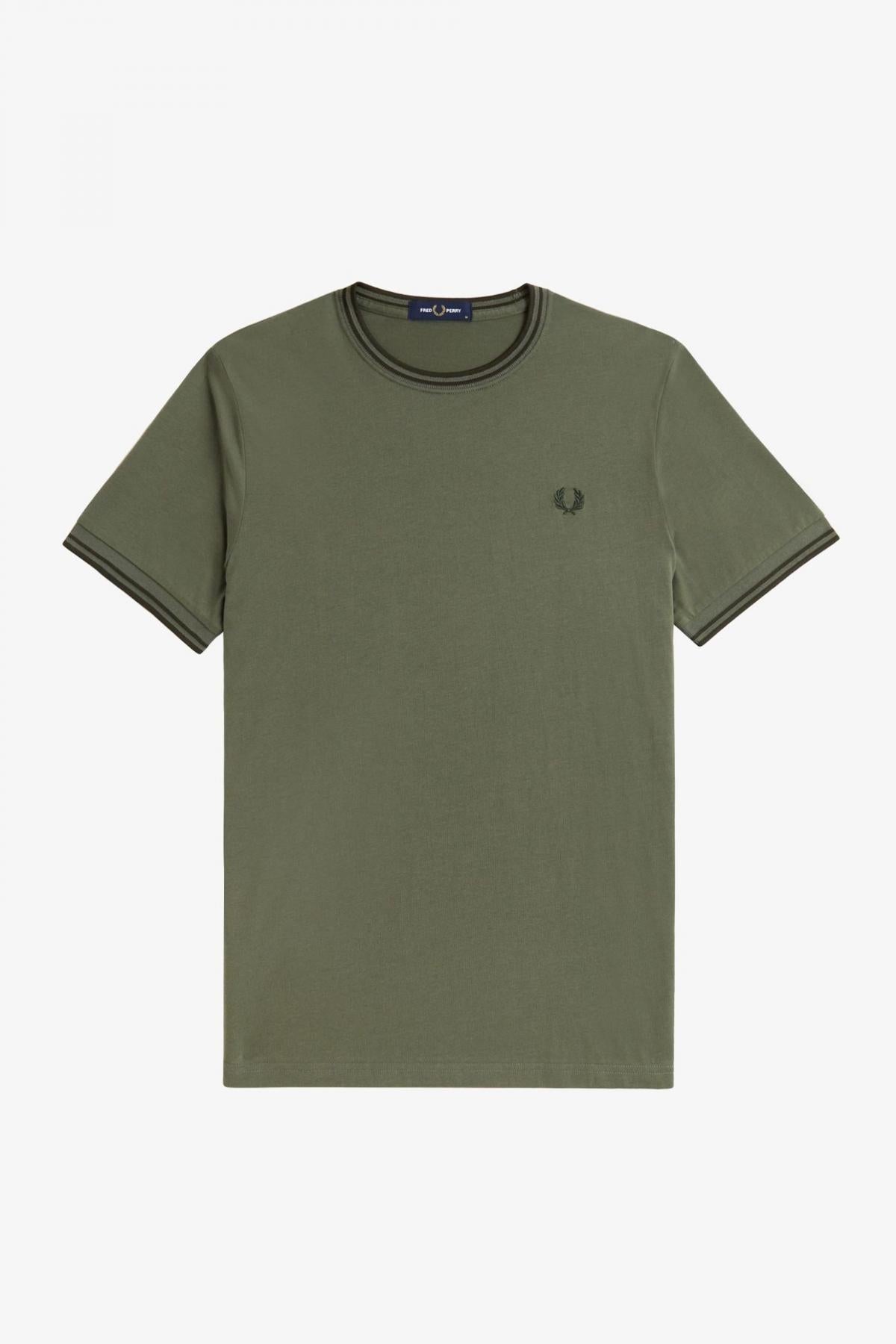 FRED PERRY  TWIN TIPPED T-SHIRT en color VERDE  (2)