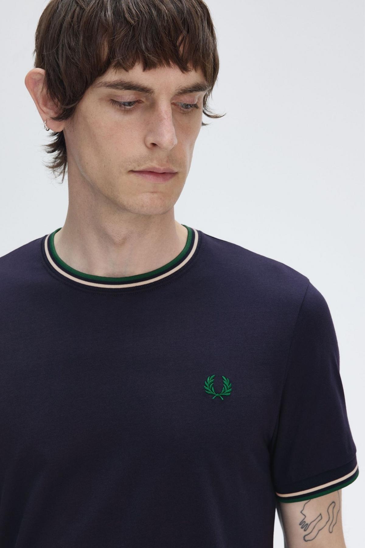 FRED PERRY  TWIN TIPPED T-SHIRT en color AZUL  (4)